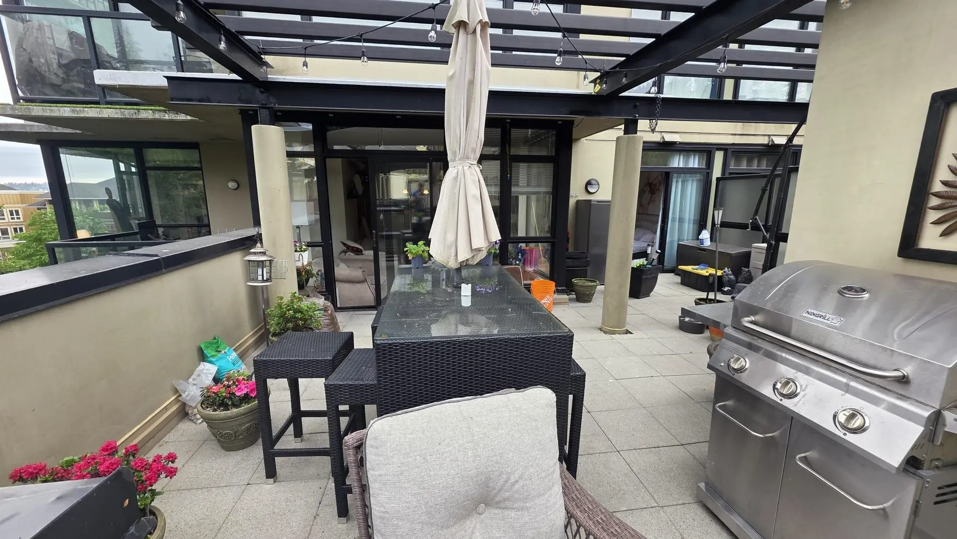 #405 11 E Royal Avenue - Image 2