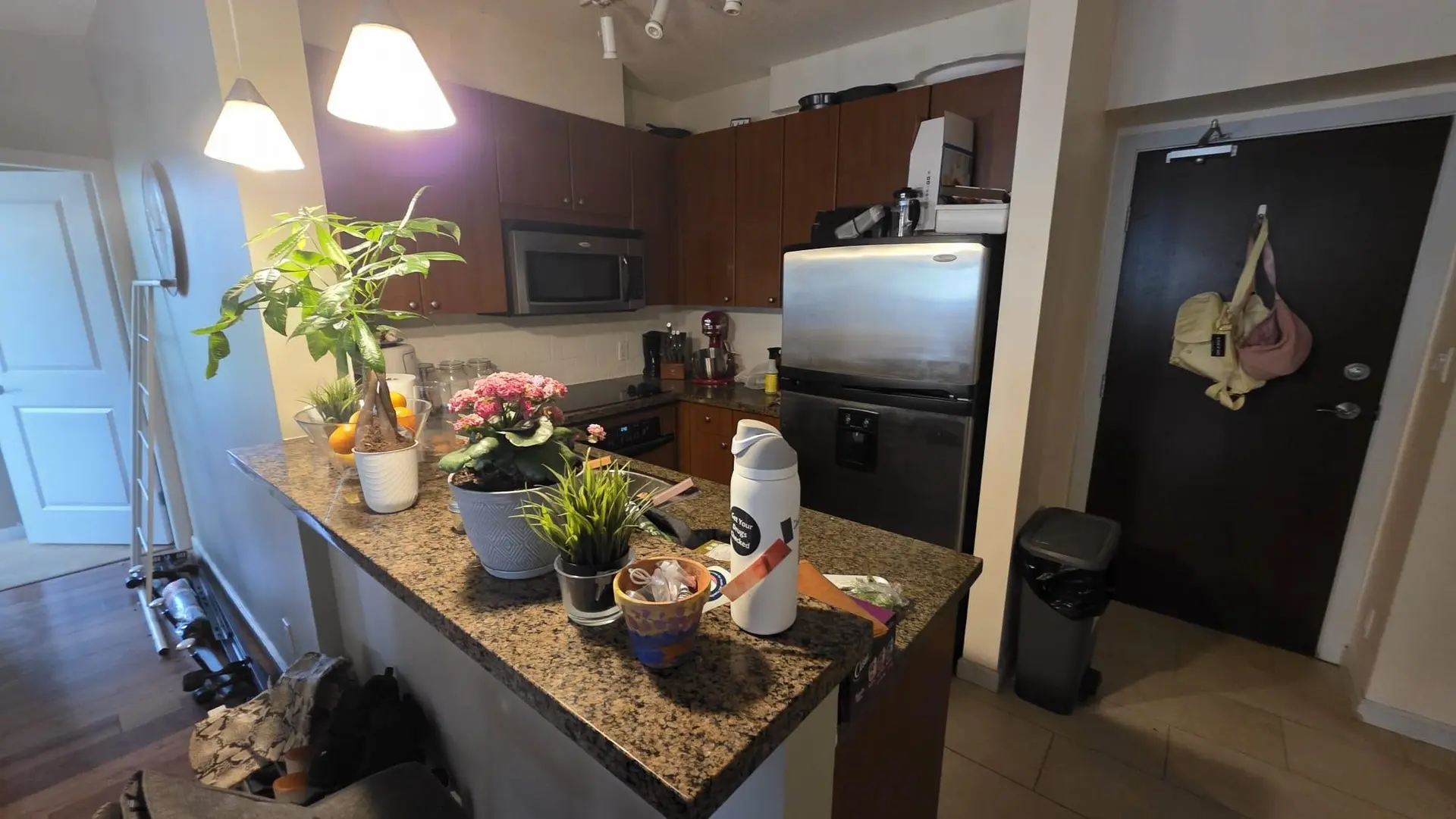 #405 11 E Royal Avenue - Image 5