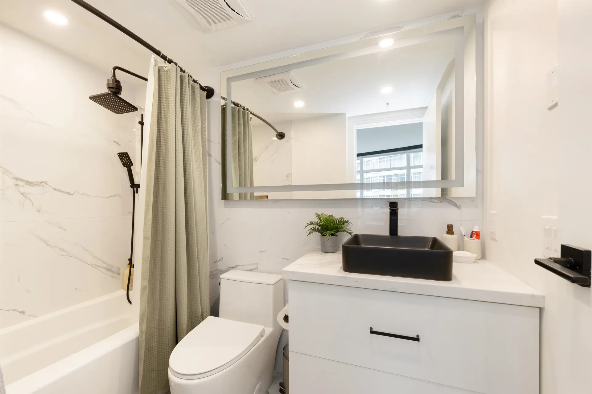 #1203 1200 Alberni Street - Image 14