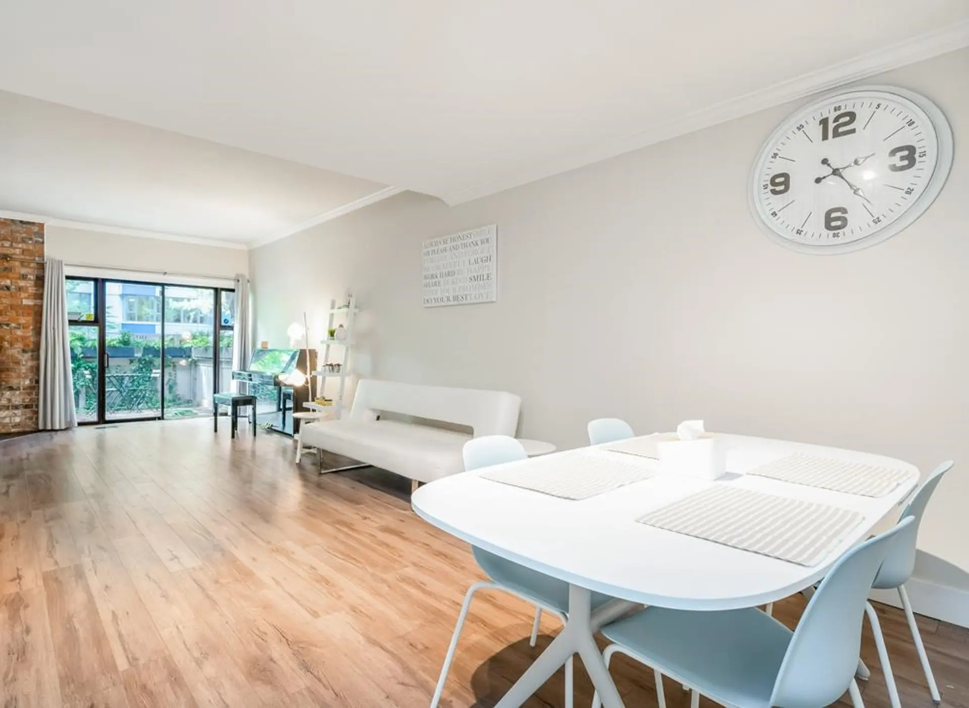 5416 Yew Street - Image 7