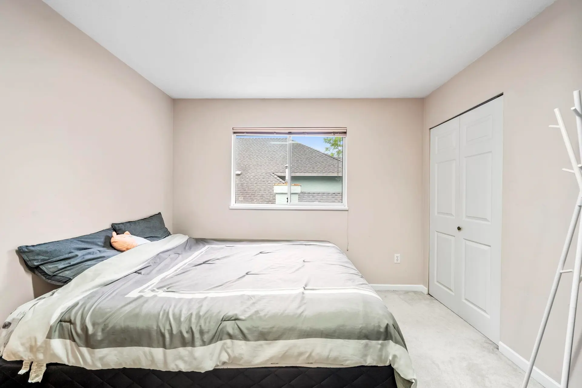10898 160a Street - Image 12