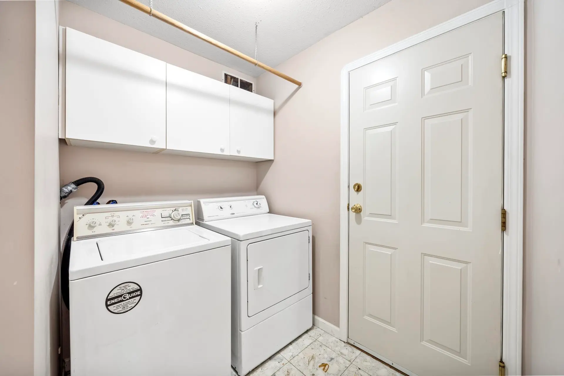 10898 160a Street - Image 10