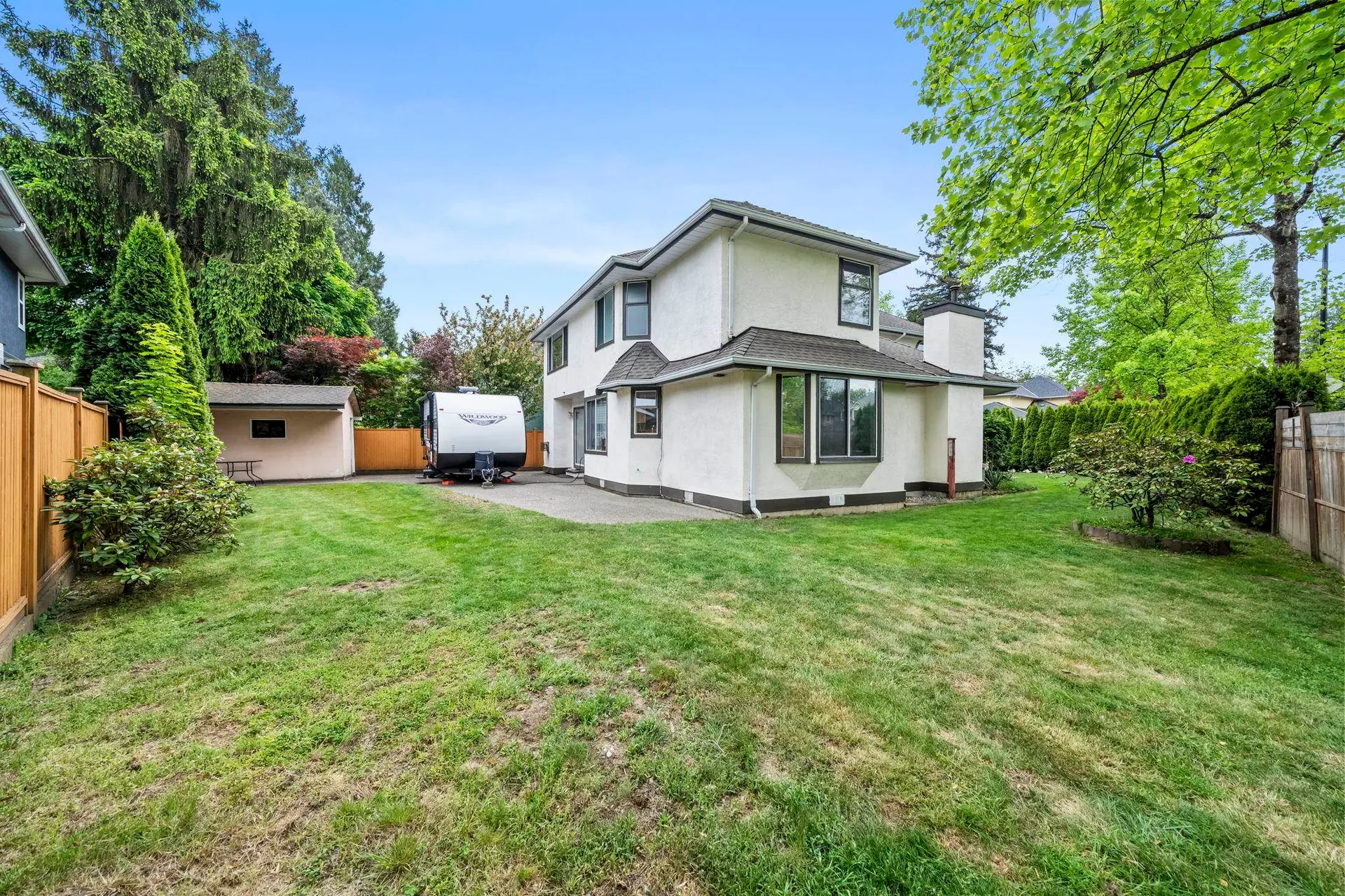 10898 160a Street - Image 15