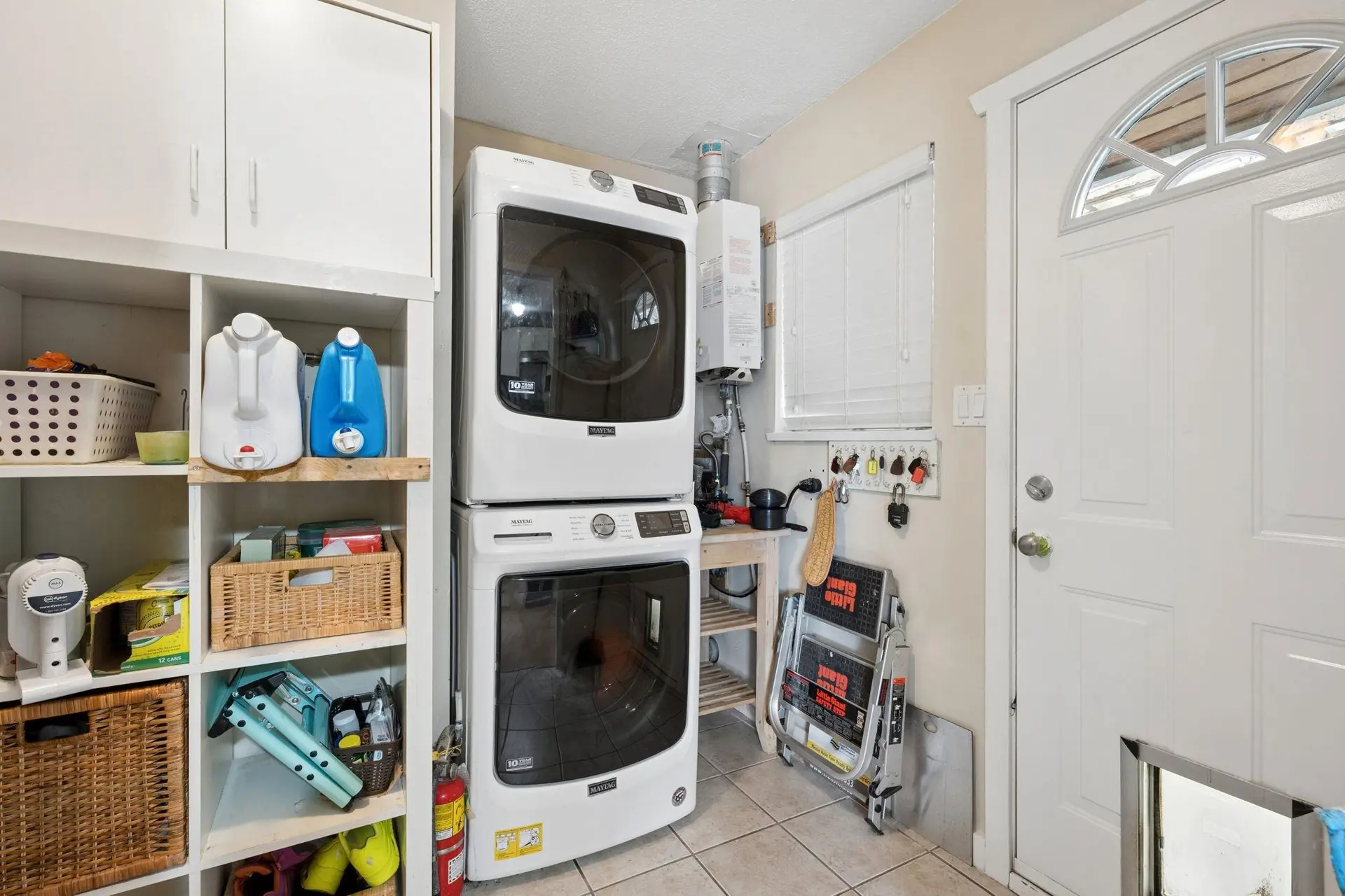 5120 59a Street - Image 13
