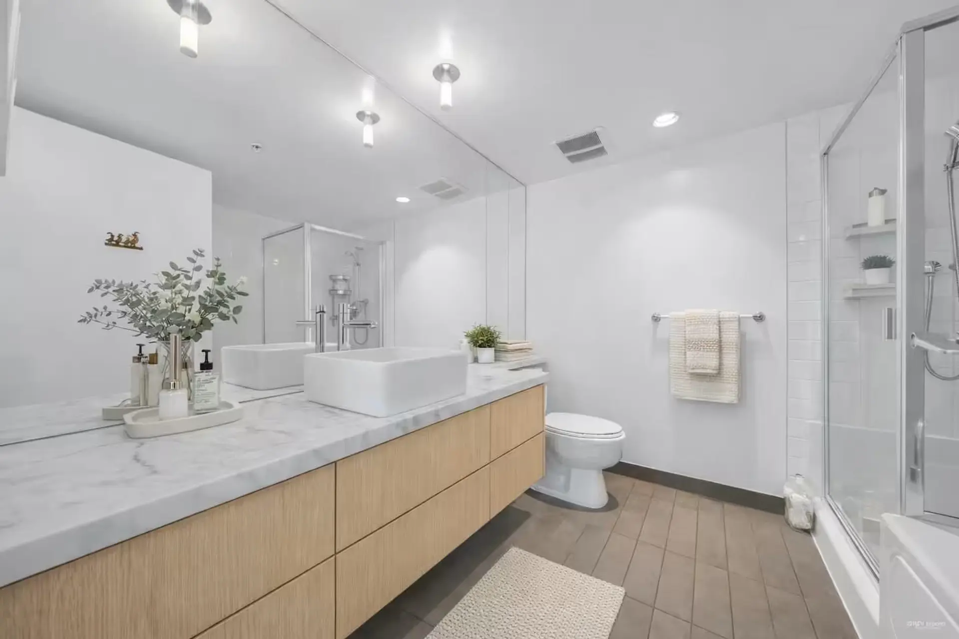 #1107 980 Cooperage Way - Image 6