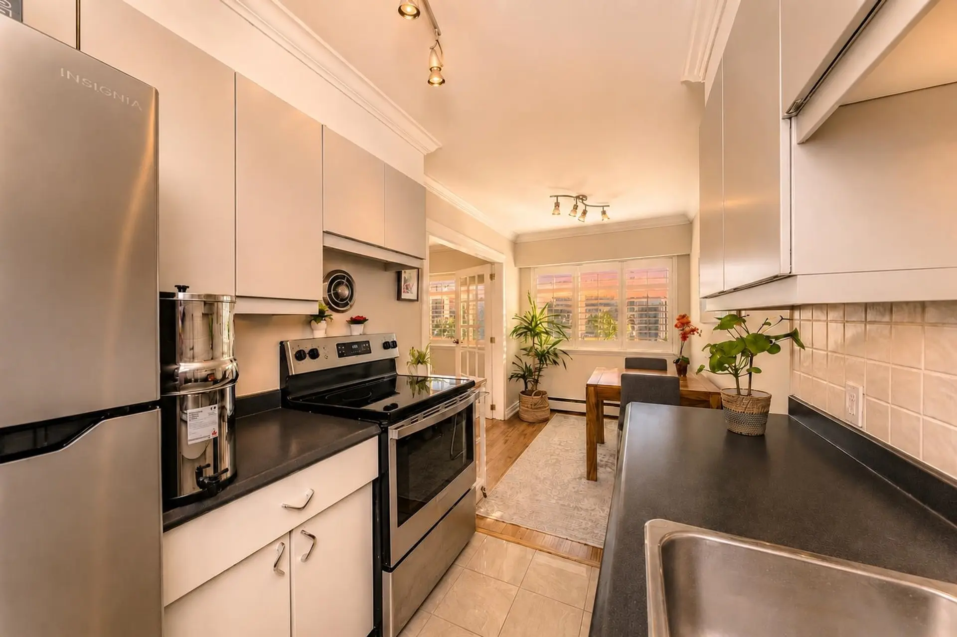 #305 2430 Point Grey Road - Image 2