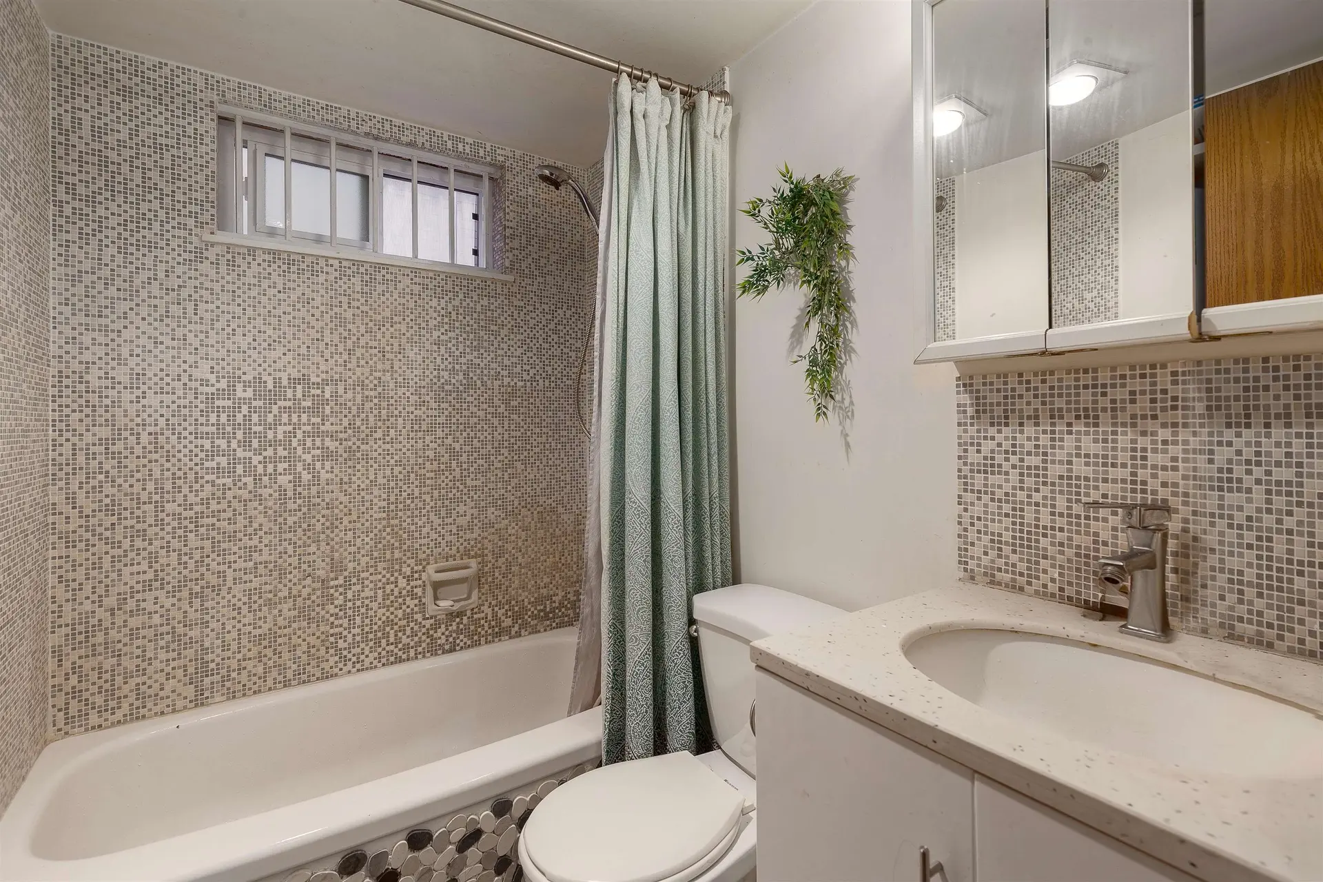 #102 2234 Prince Albert Street - Image 5