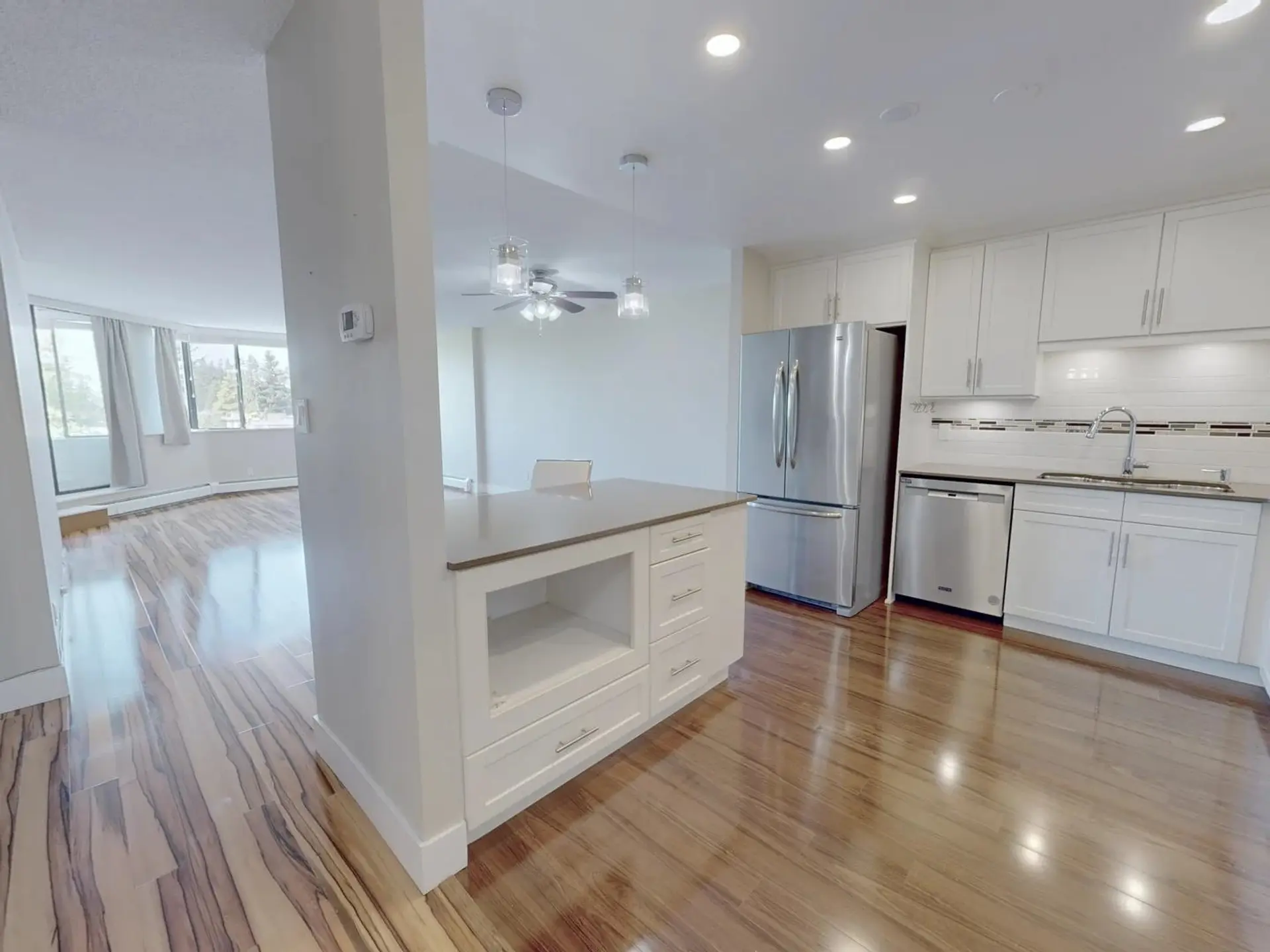 #405 1442 Foster Street - Image 4