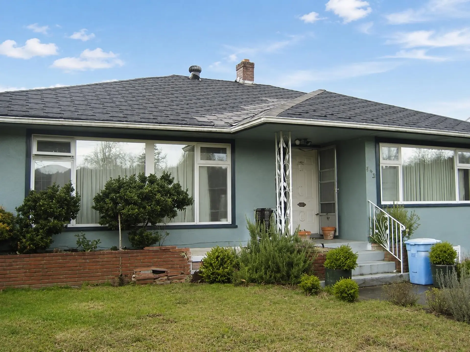 745 W 41st Avenue - Image 2