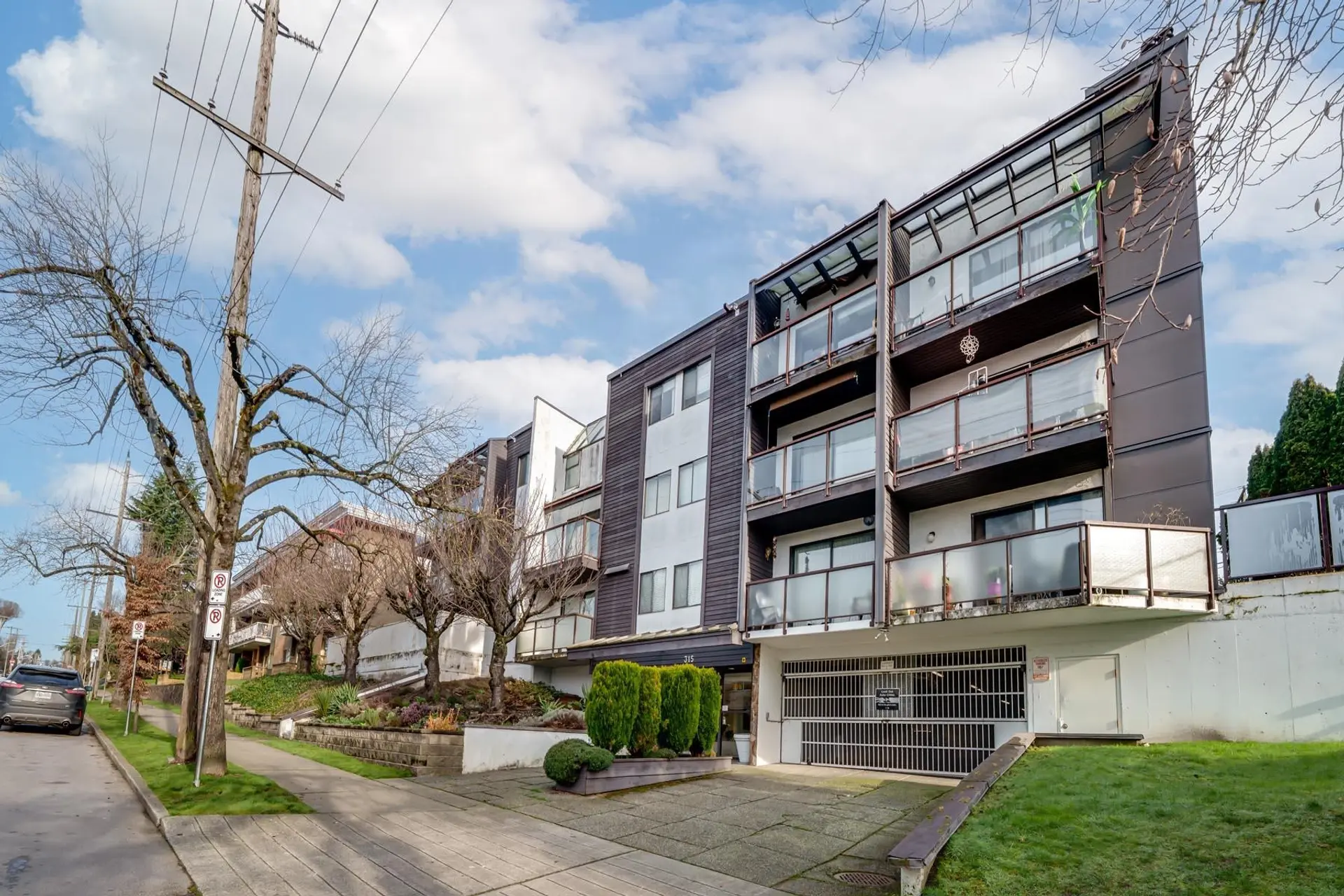 #301 315 Tenth Street - Image 1