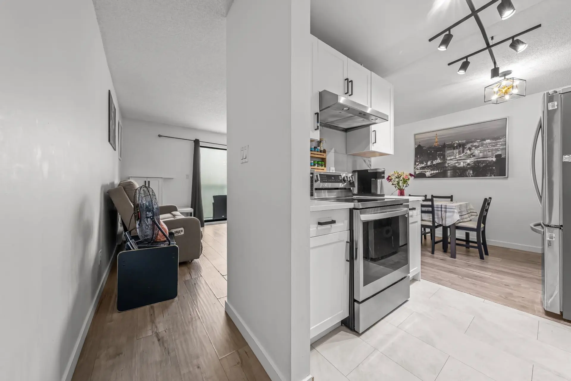 #301 315 Tenth Street - Image 8