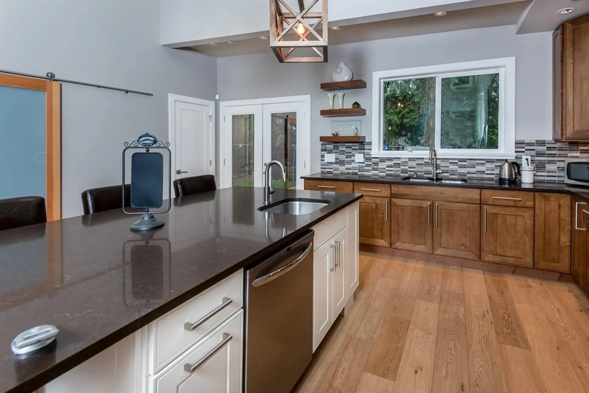 2388 Patricia Avenue - Image 5