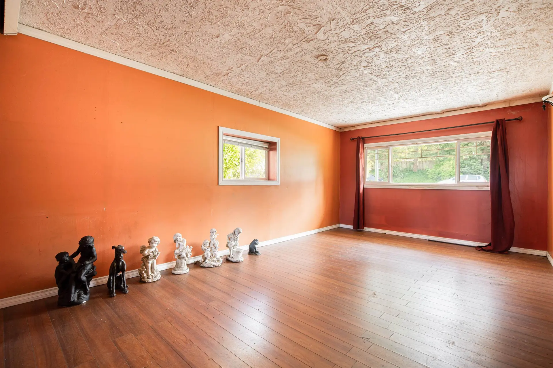 2701 Daybreak Avenue - Image 13
