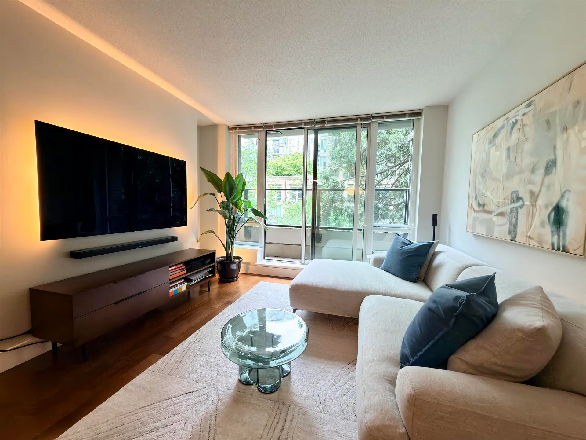 #407 1088 Richards Street - Image 5