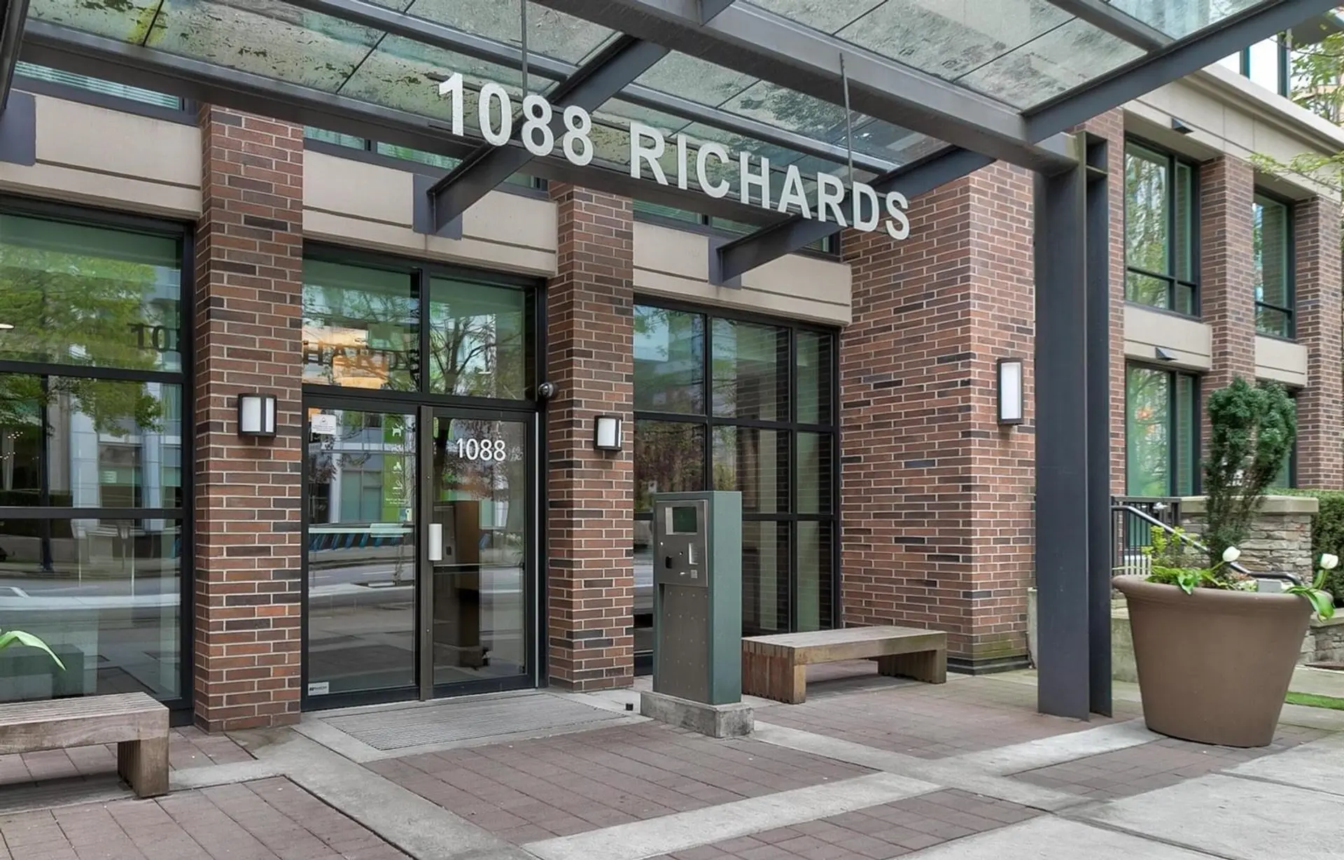 #407 1088 Richards Street - Image 18