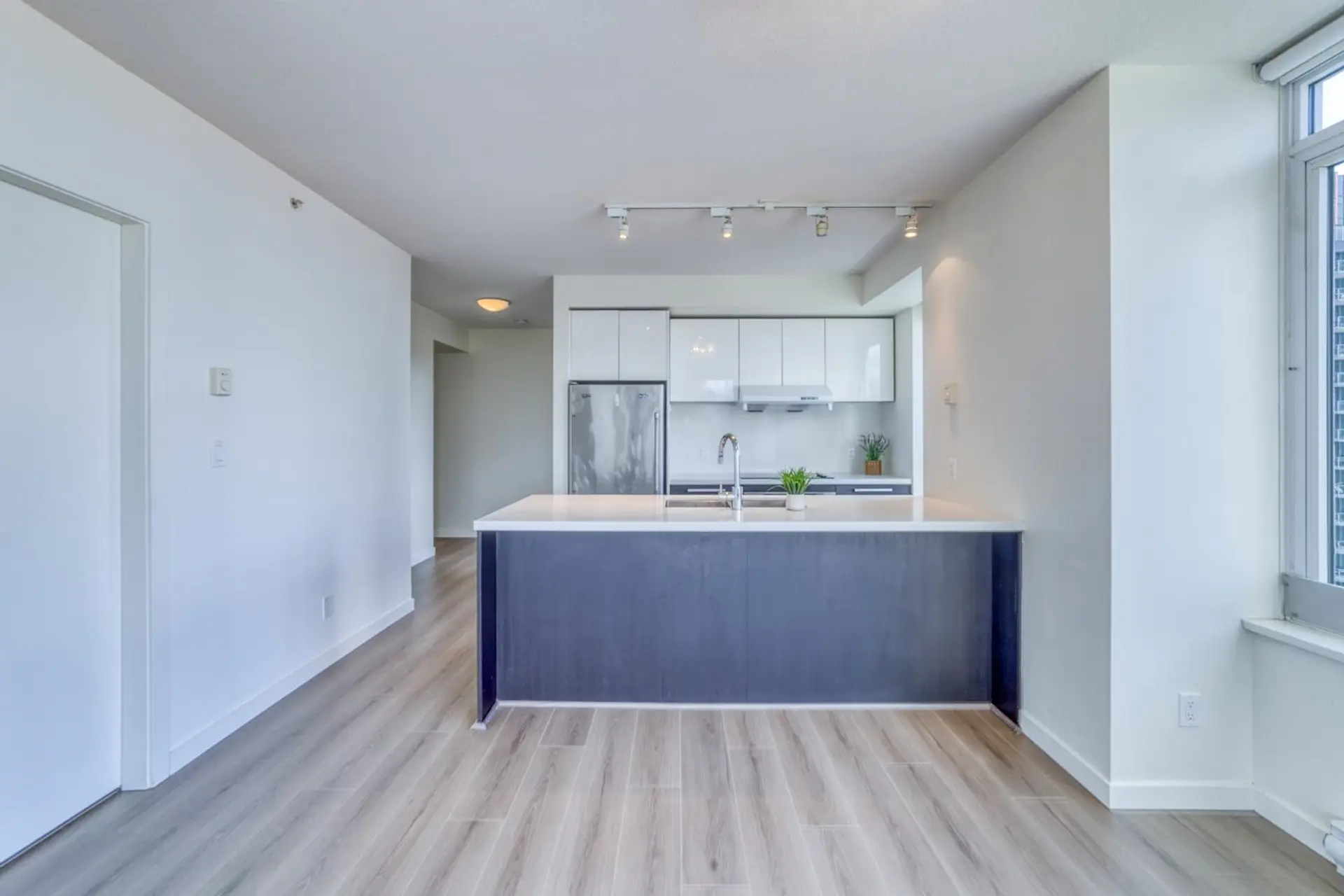 #2007 6333 Silver Avenue - Image 3