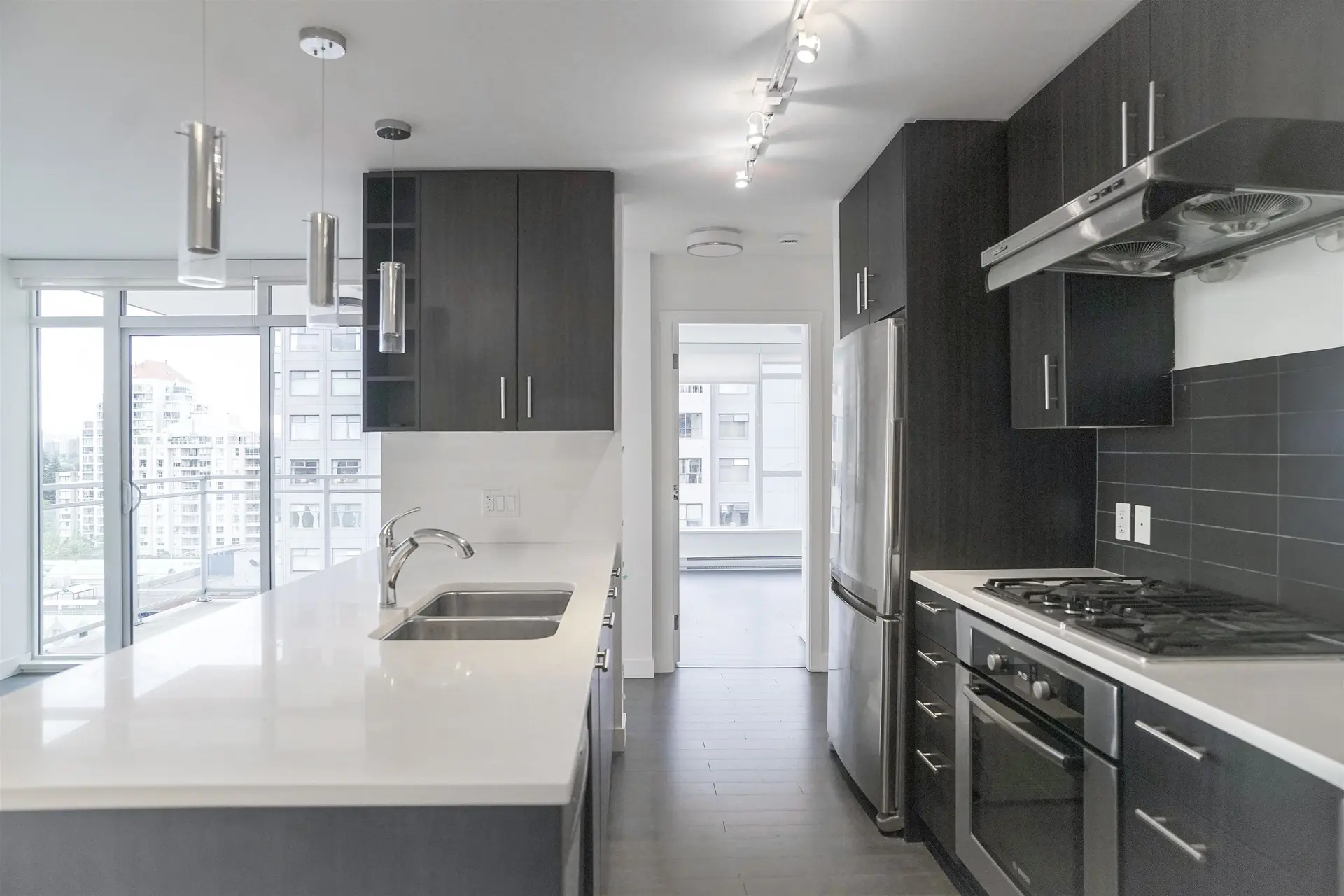 #1705 608 Belmont Street - Image 5