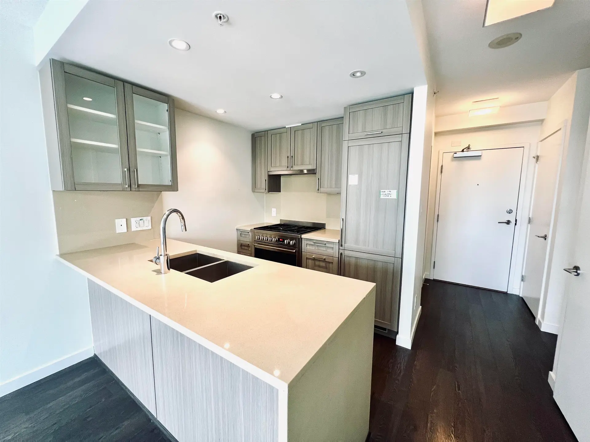 #605 5598 Ormidale Street - Image 4