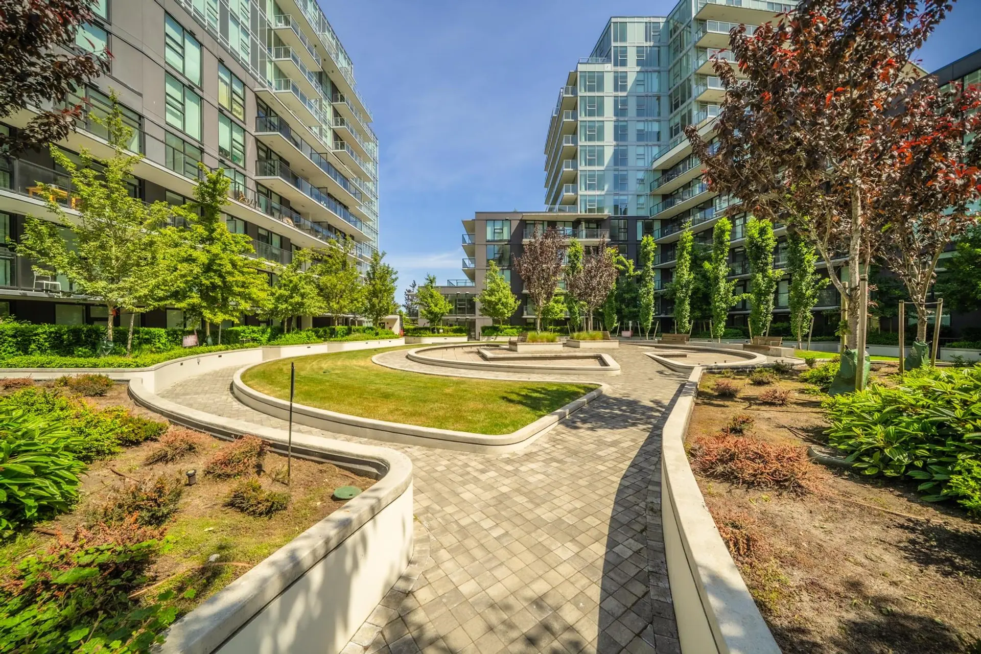 #1202 8111 Park Road - Image 12