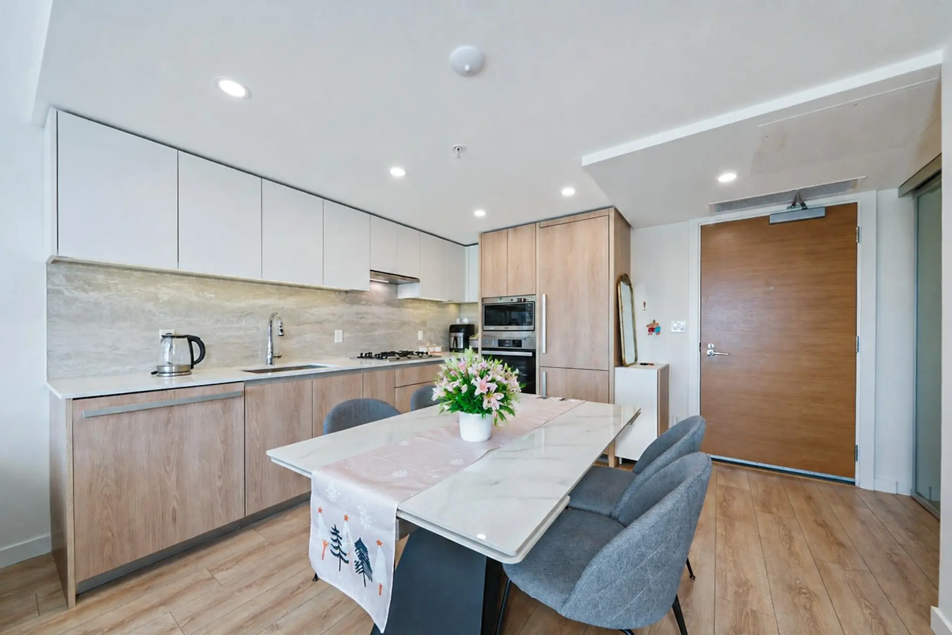 #1202 8111 Park Road - Image 3