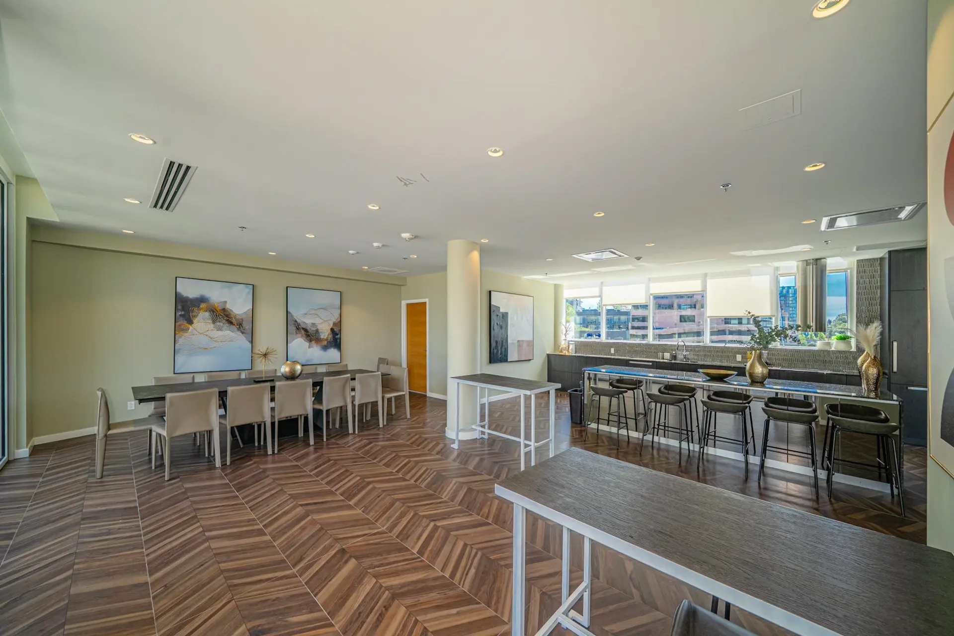 #1202 8111 Park Road - Image 5