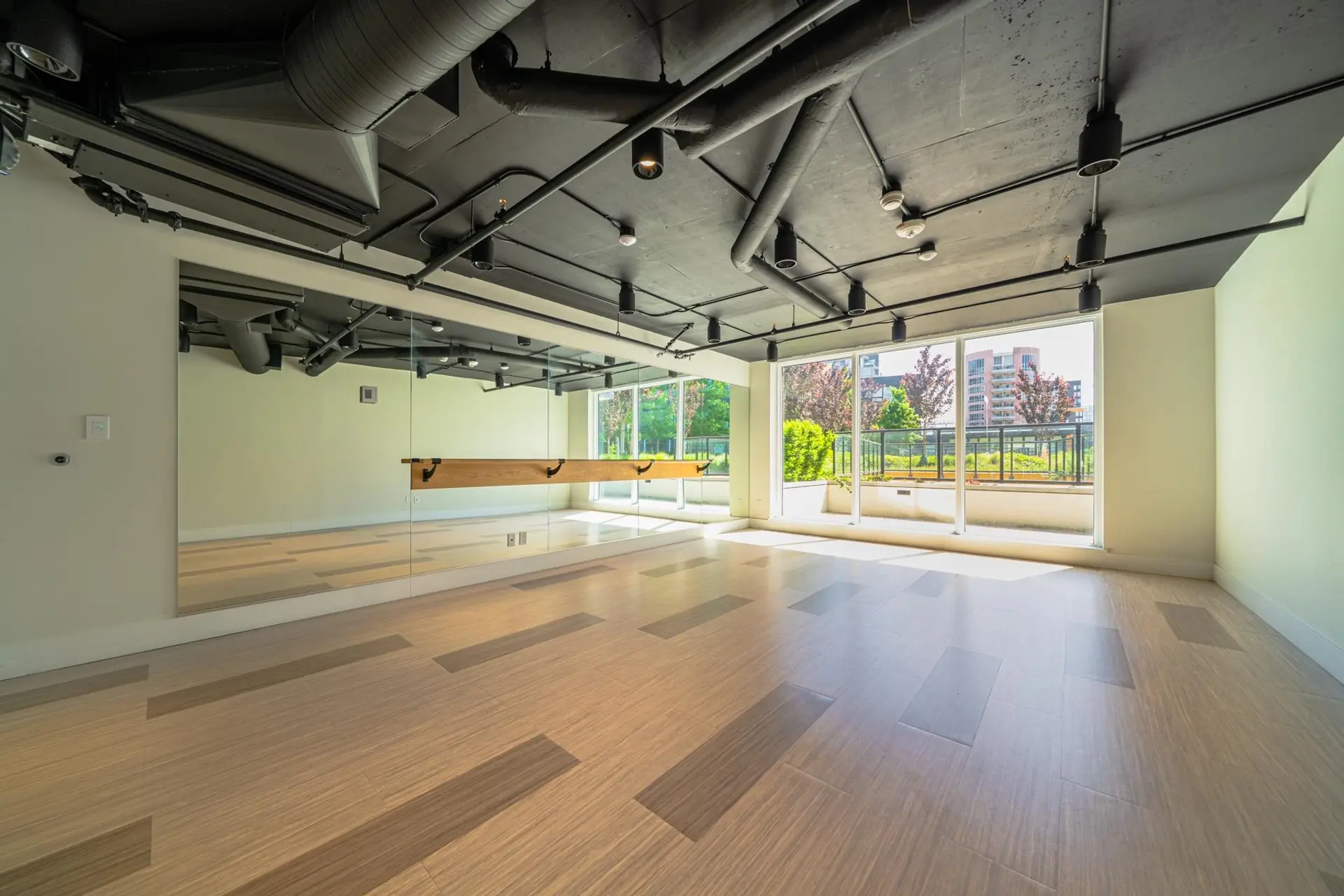 #1202 8111 Park Road - Image 10