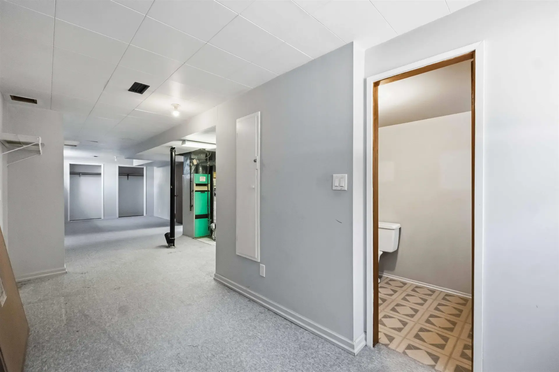 31806 Carlsrue Avenue - Image 7