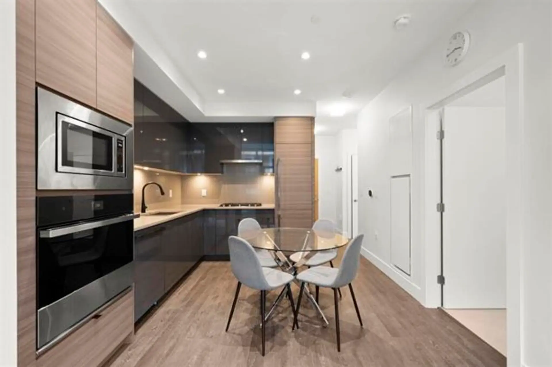 #408 3438 Sawmill Crescent - Image 4