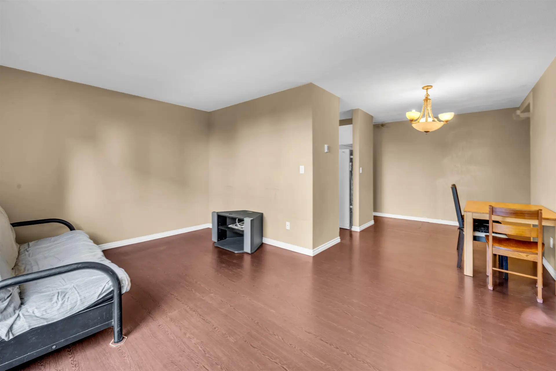 #178 8160 Williams Road - Image 6
