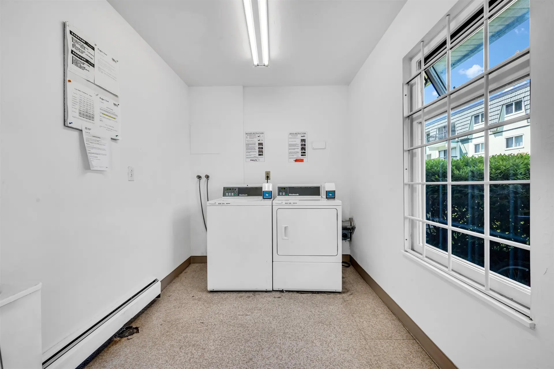 #178 8160 Williams Road - Image 18