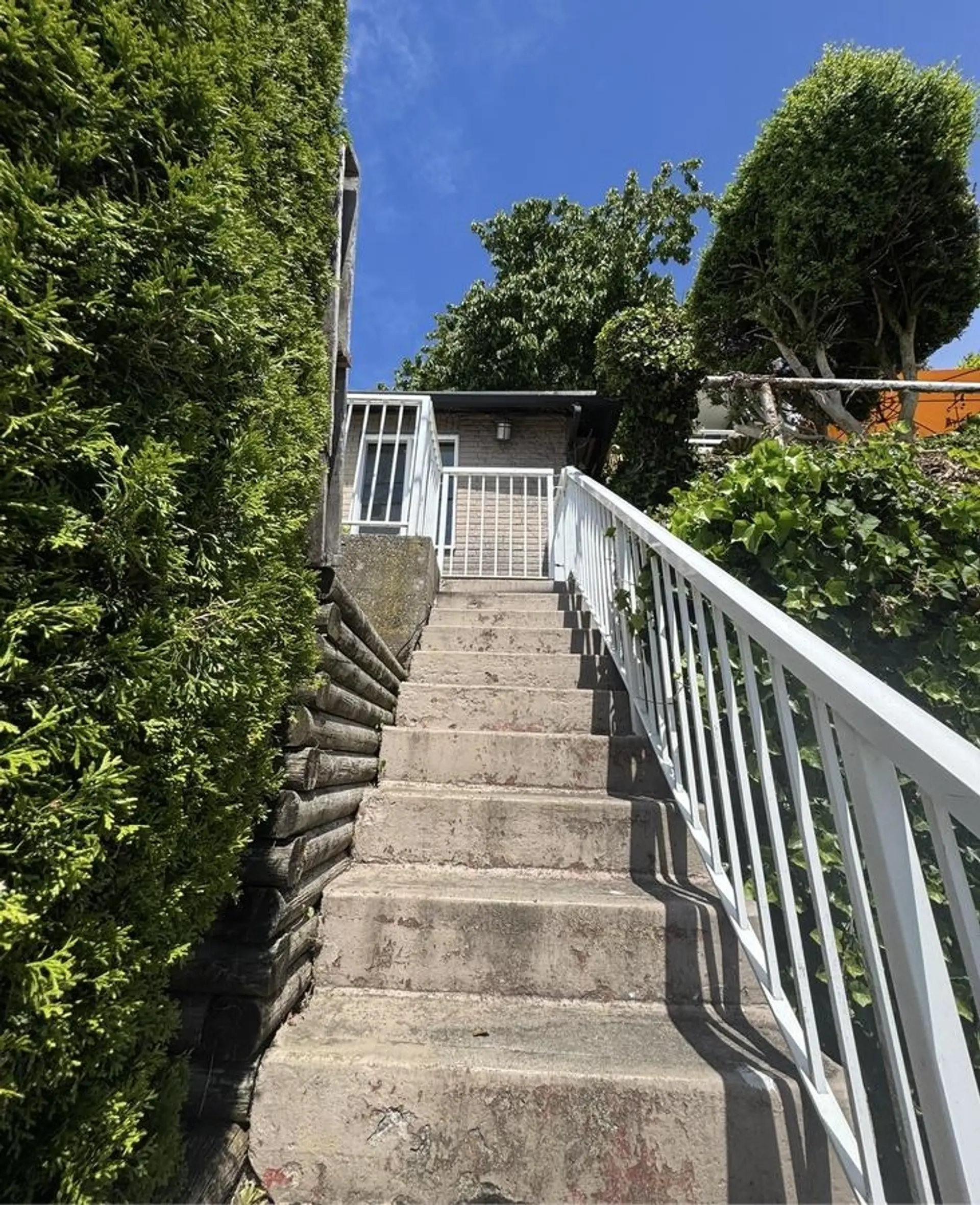 15181 Marine Drive - Image 3
