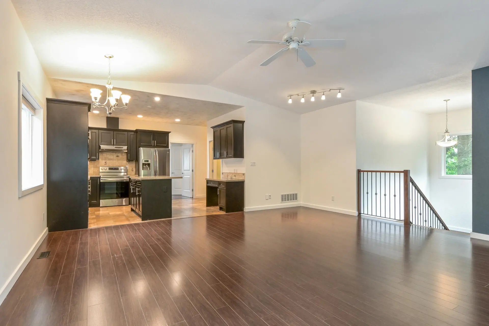 34028 Walnut Avenue - Image 4
