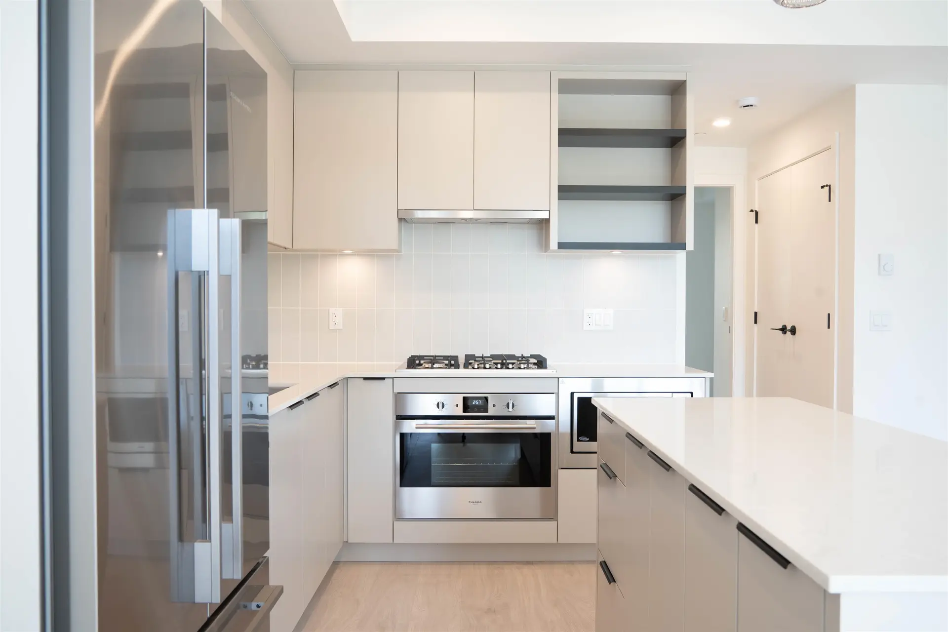 #110 921 Grant Street - Image 7