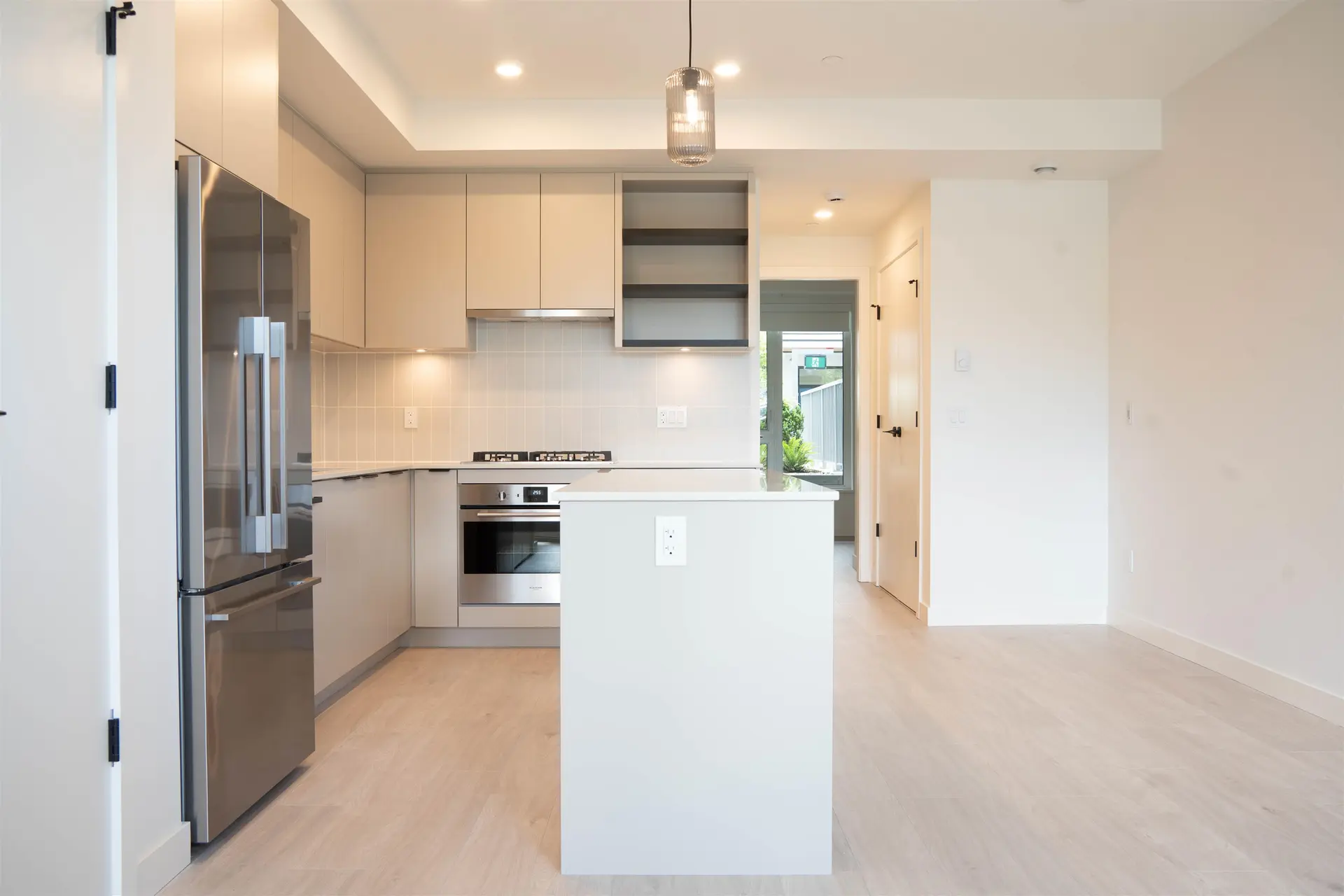#110 921 Grant Street - Image 3