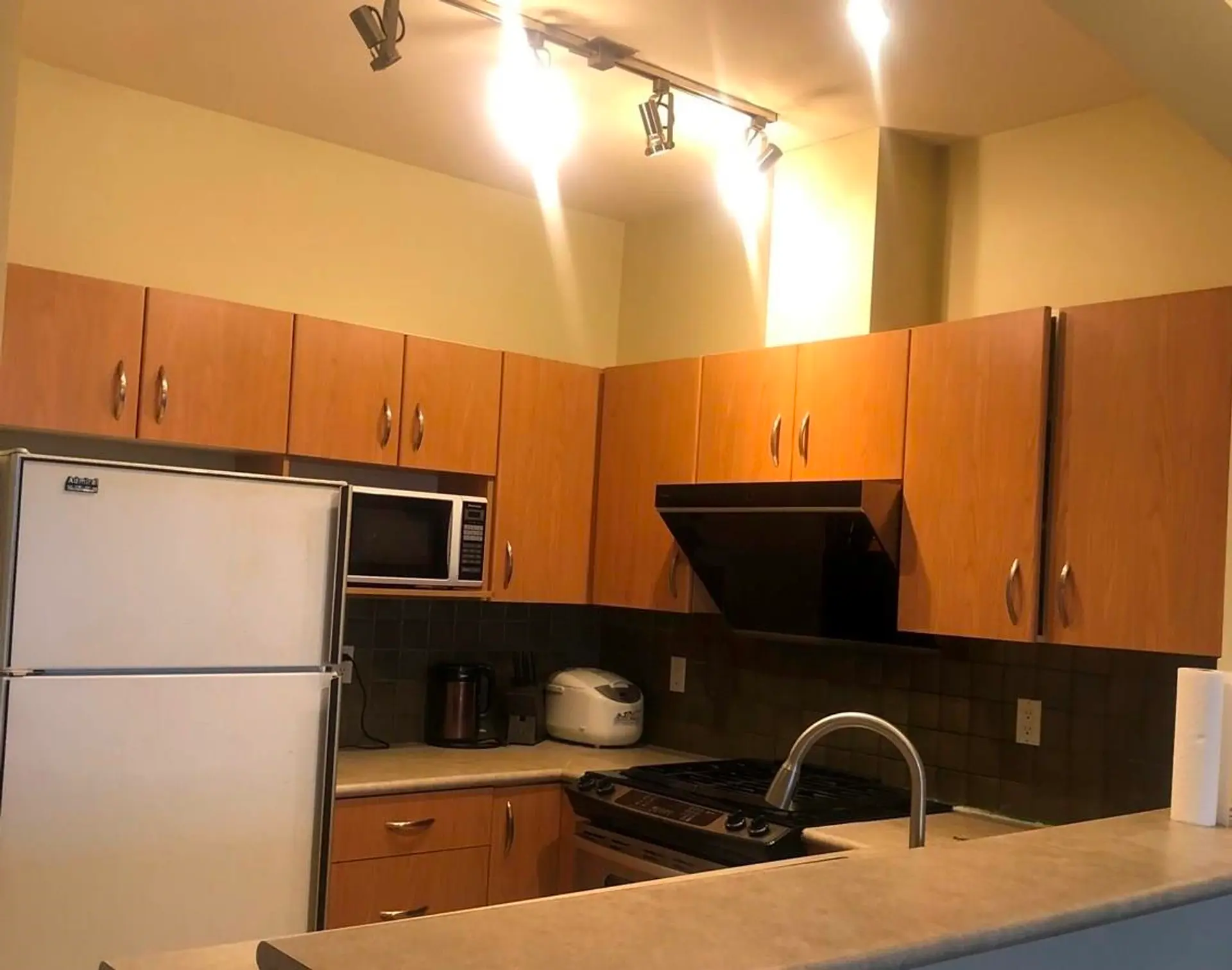 #412 995 W 59th Avenue - Image 7