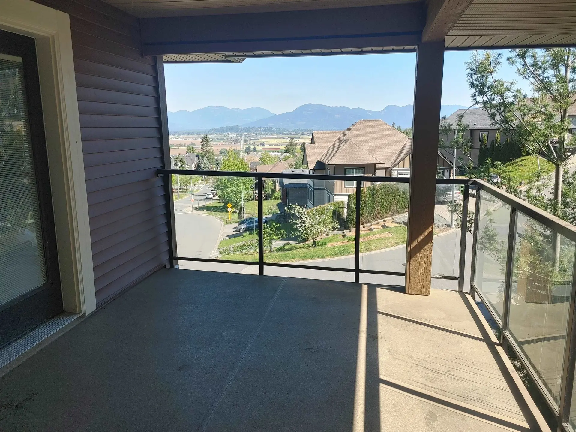 47202 Skyline Drive - Image 9