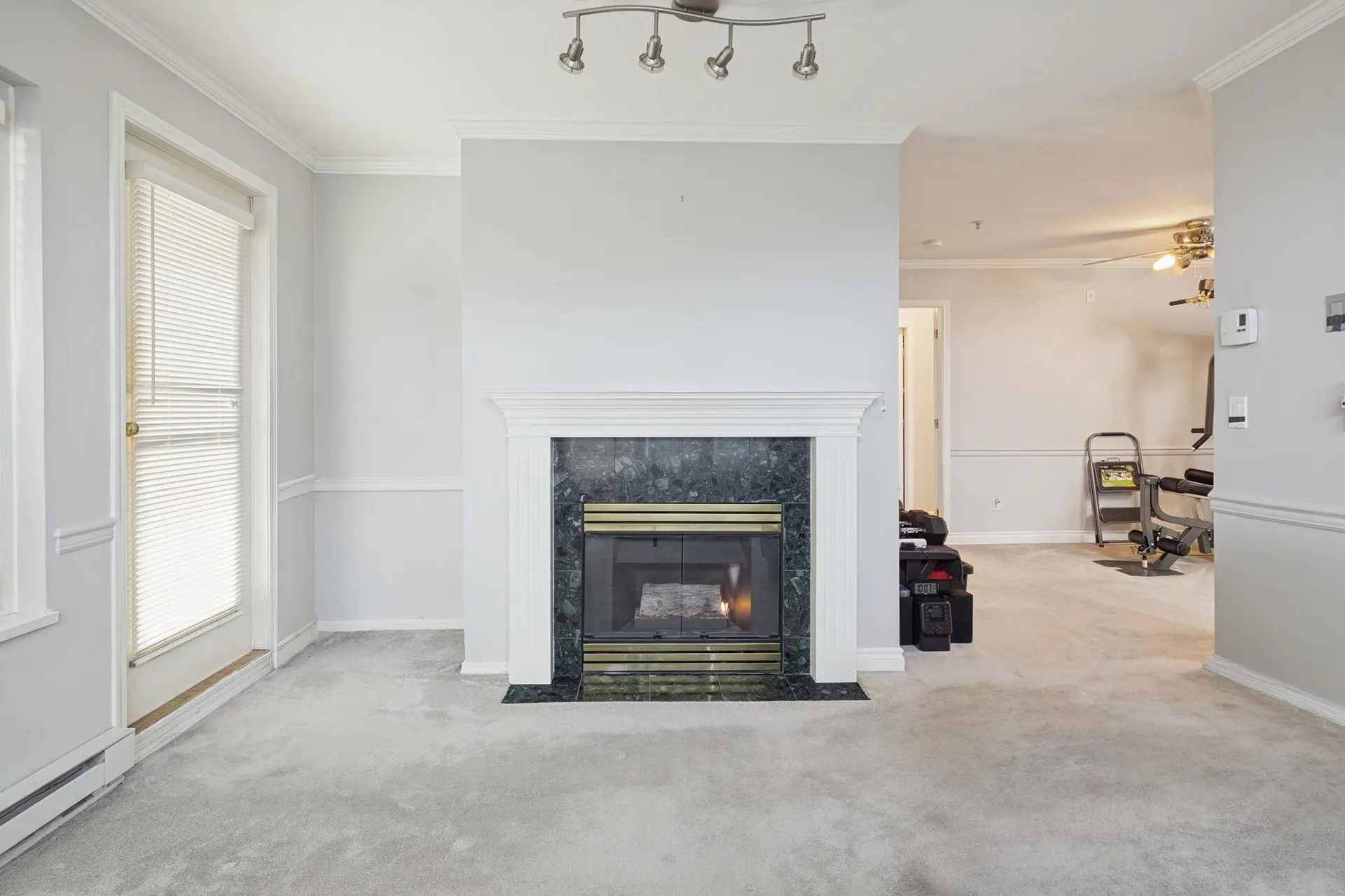 #305 5977 177b Street - Image 4