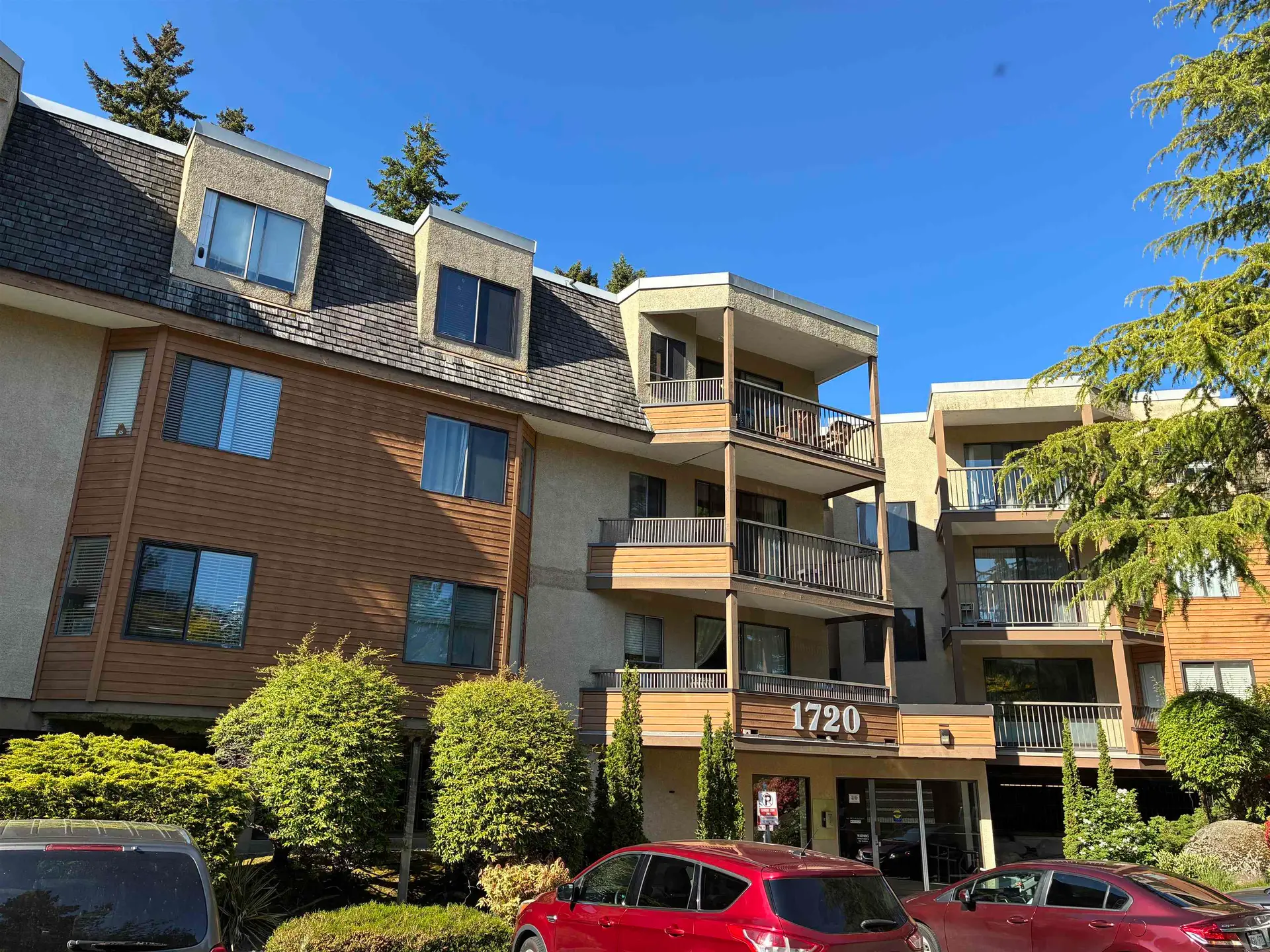 #308 1720 Southmere Crescent
