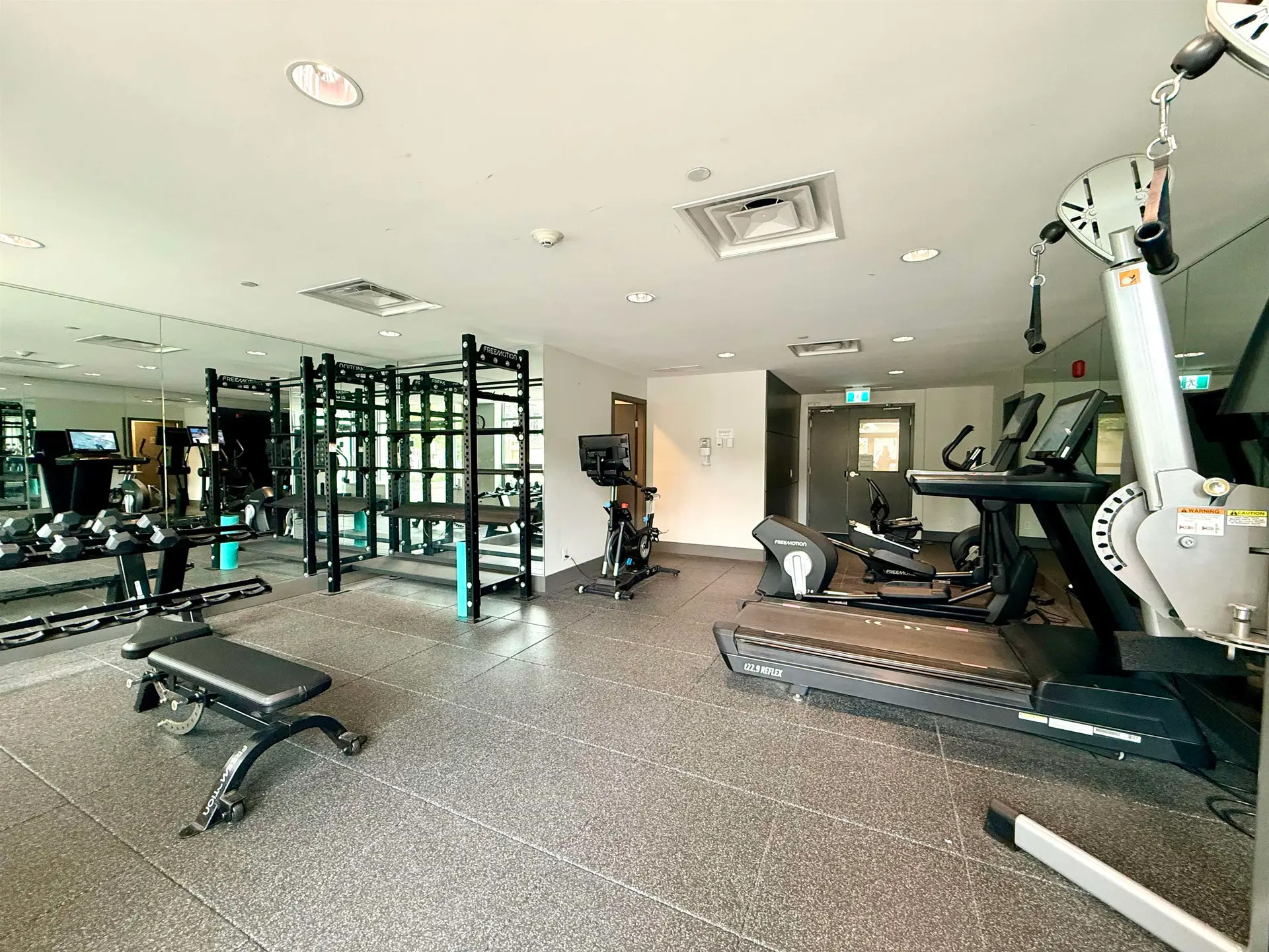 #305 5033 Cambie Street - Image 13