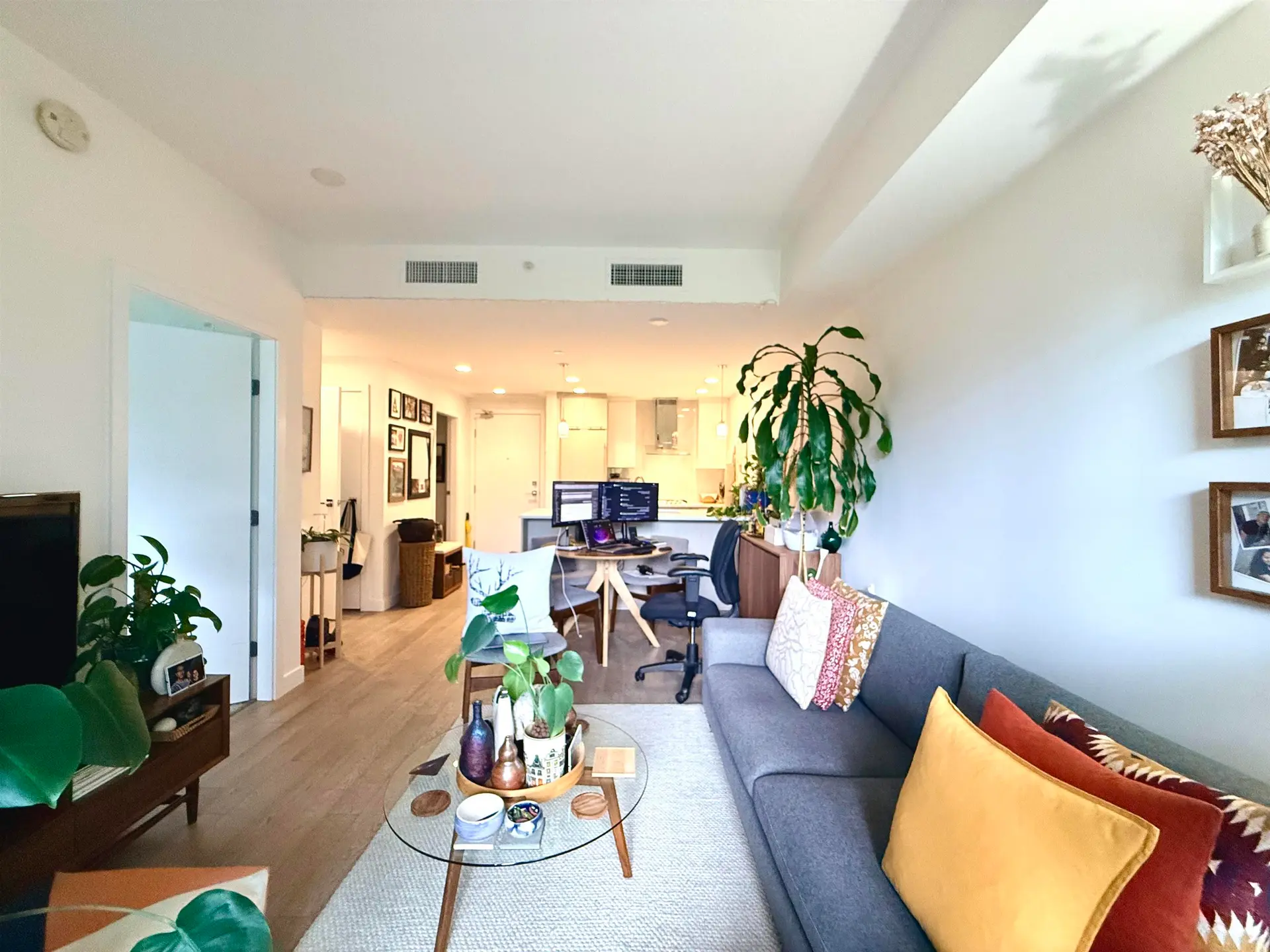 #305 5033 Cambie Street - Image 7