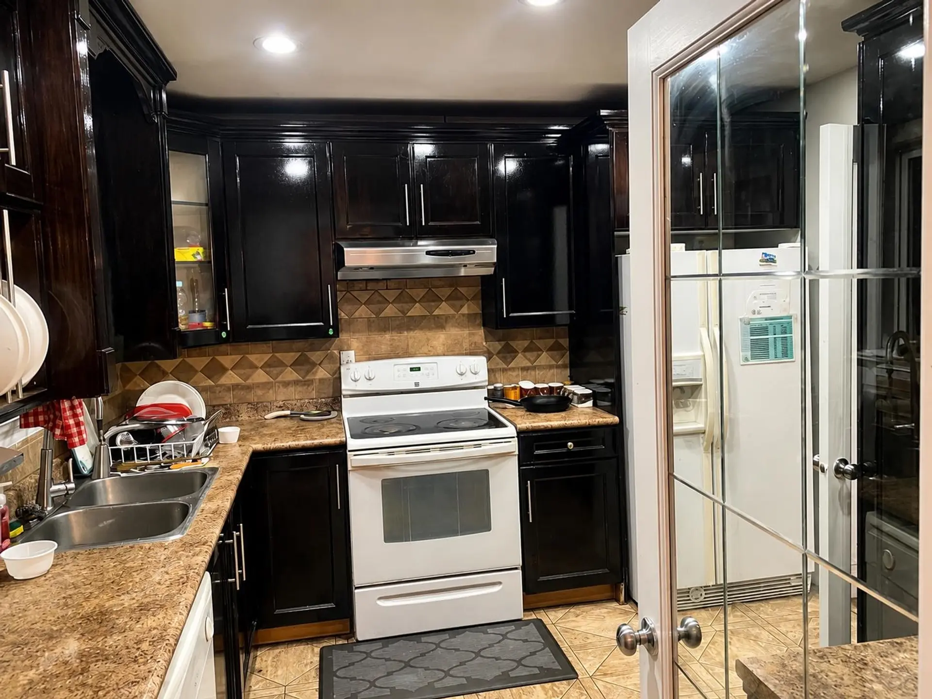 14188 77 Avenue - Image 13