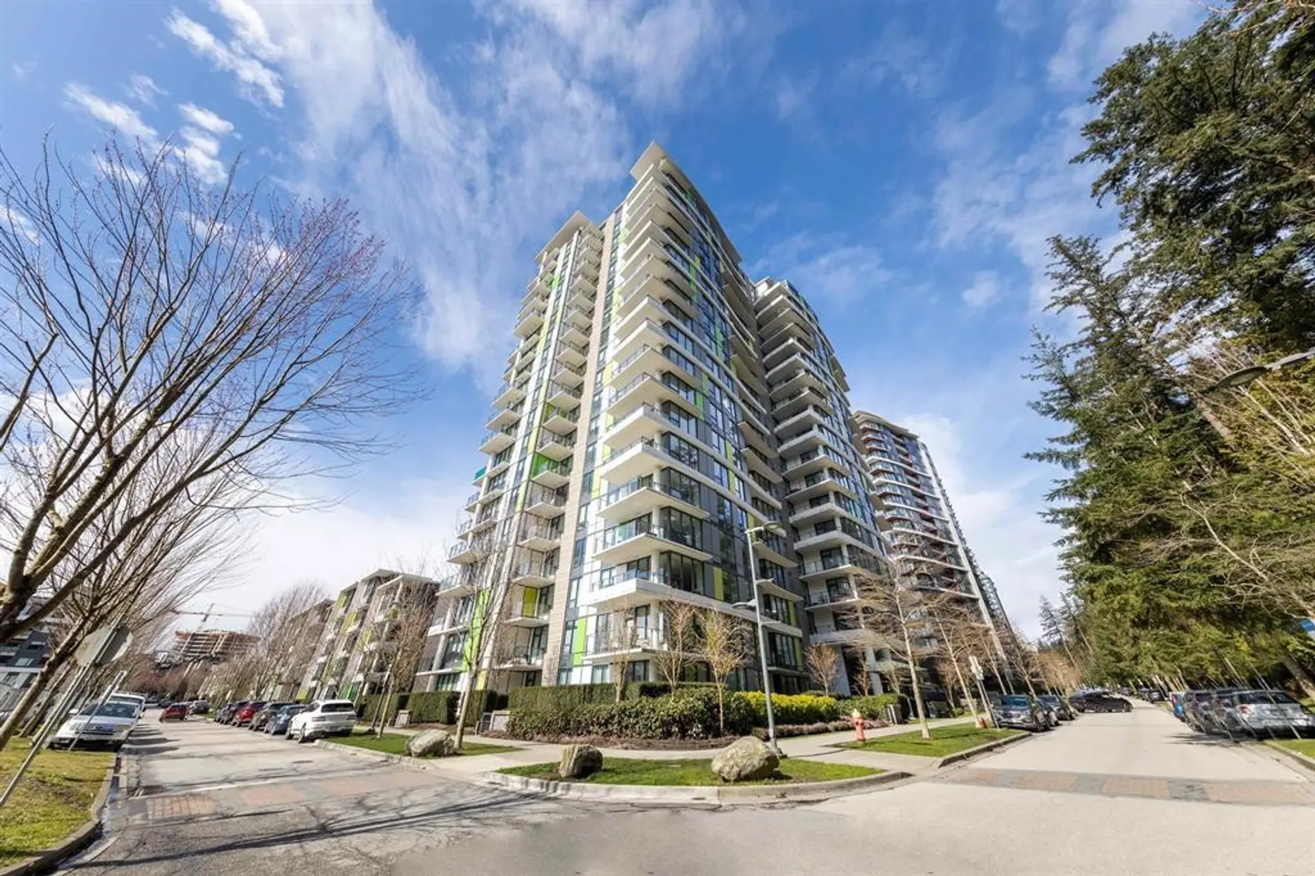 #1107 3487 Binning Road - Image 1