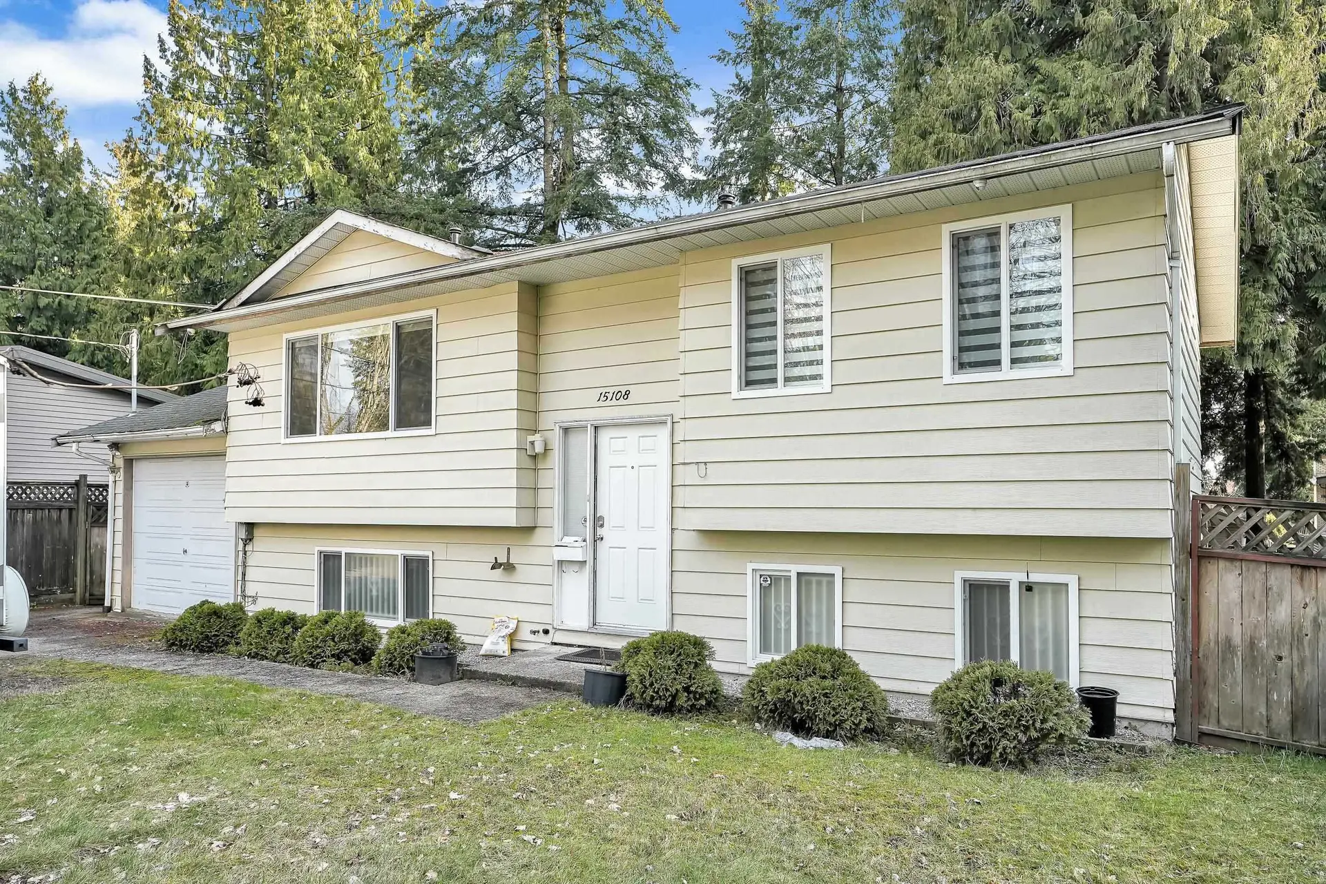 15108 91a Avenue - Image 2