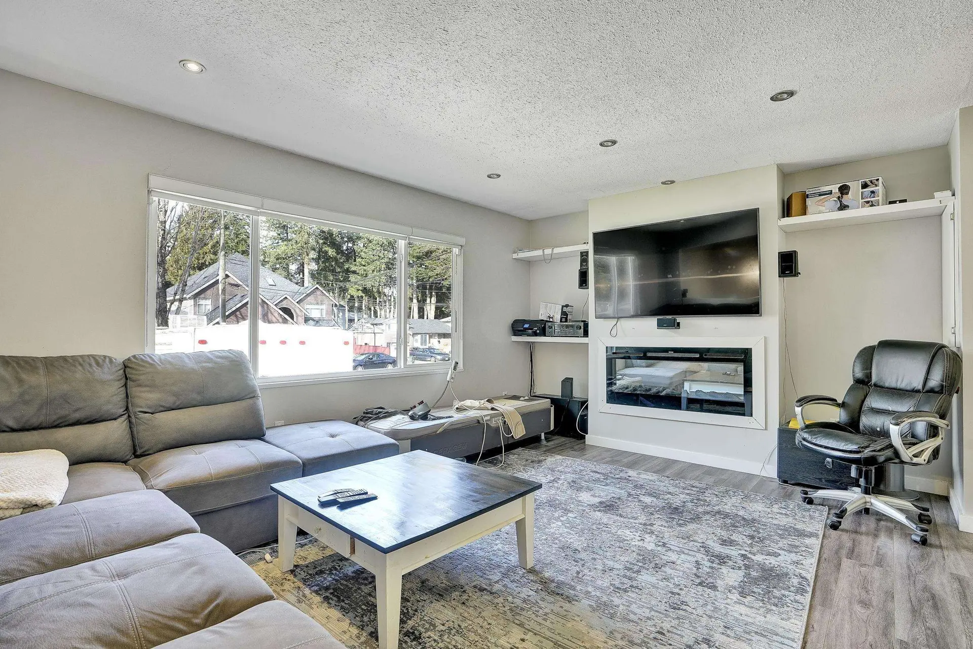 15108 91a Avenue - Image 4
