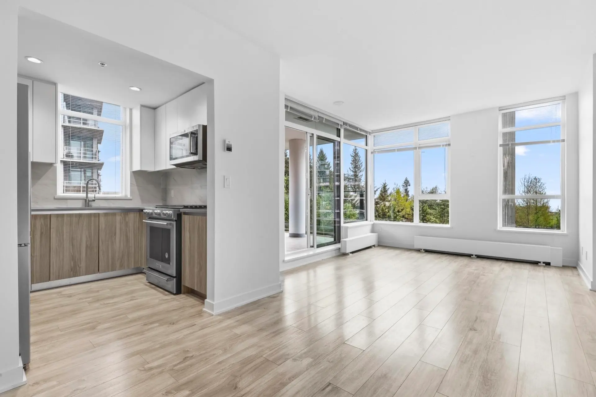 #702 8940 University Crescent - Image 3