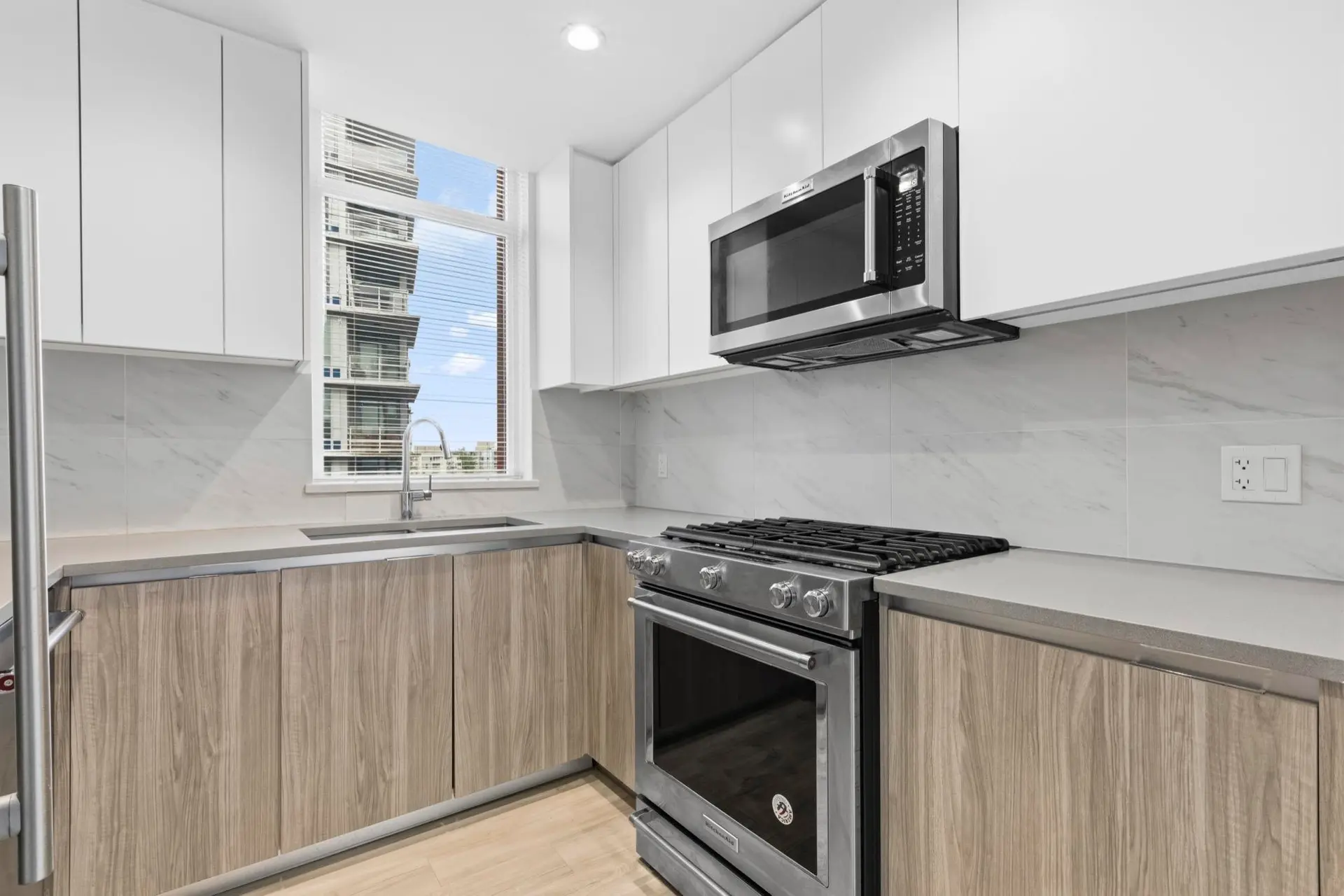 #702 8940 University Crescent - Image 5