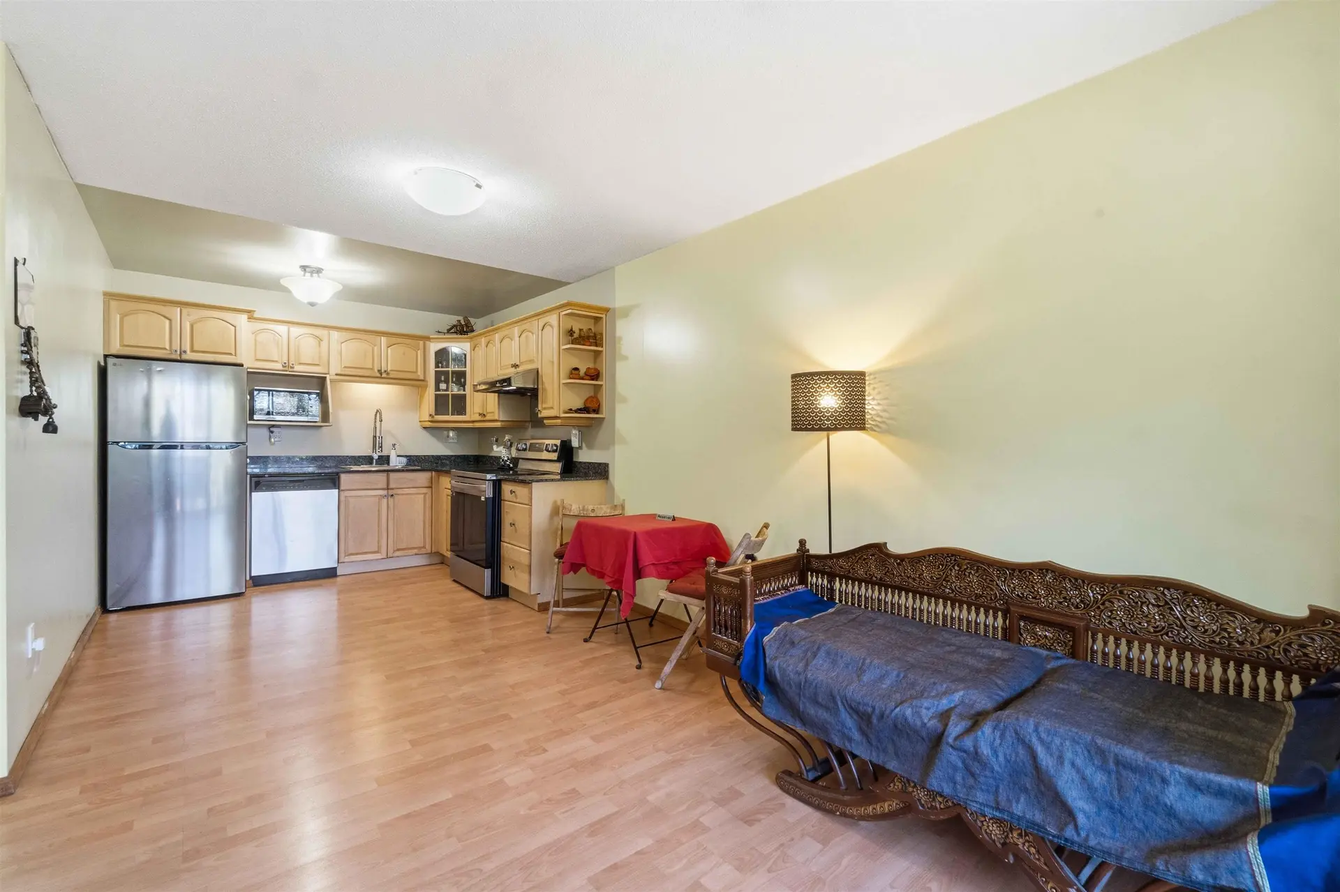 #402 2920 Ash Street - Image 6