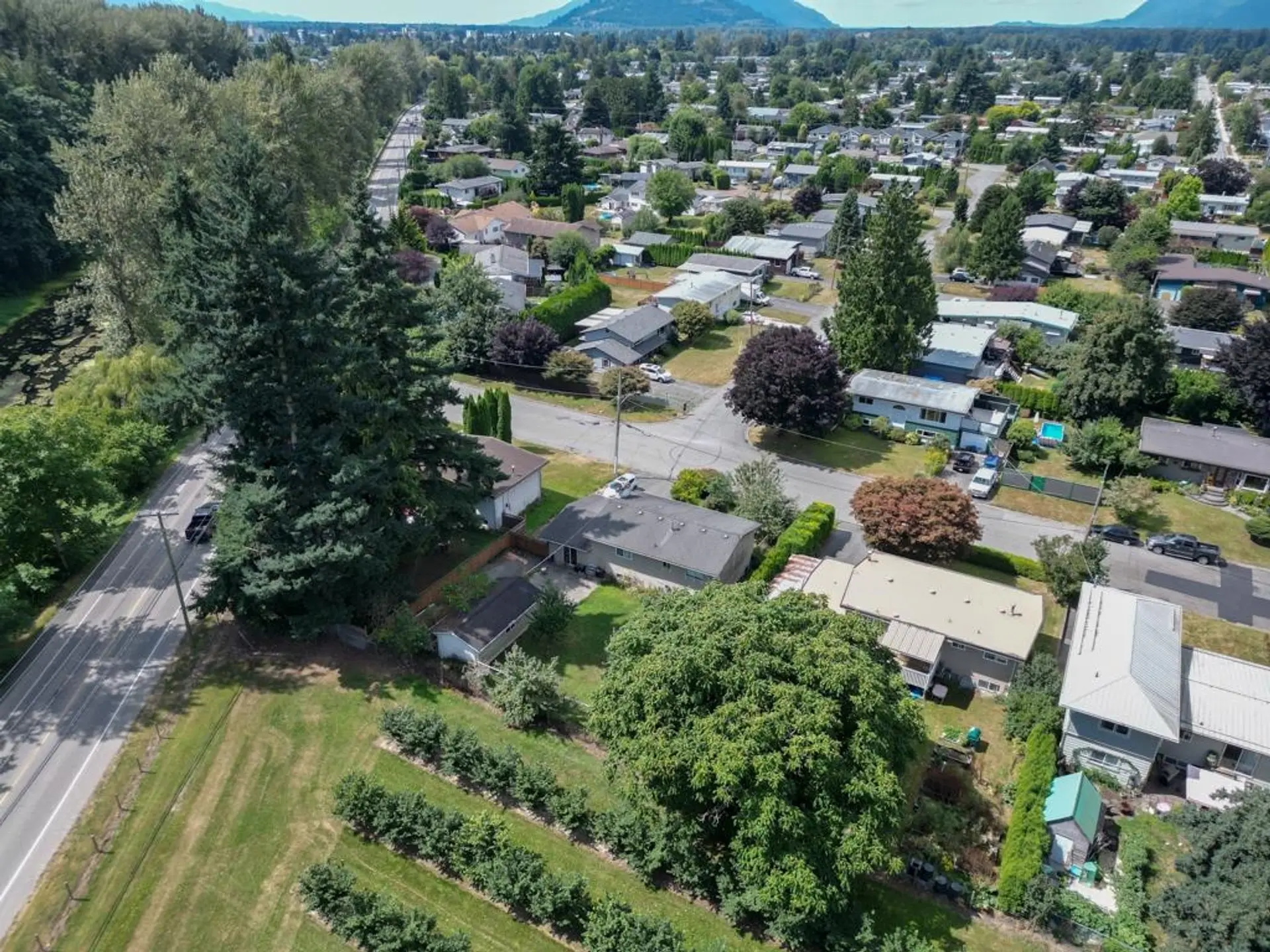 10144 Wedgewood Drive - Image 10