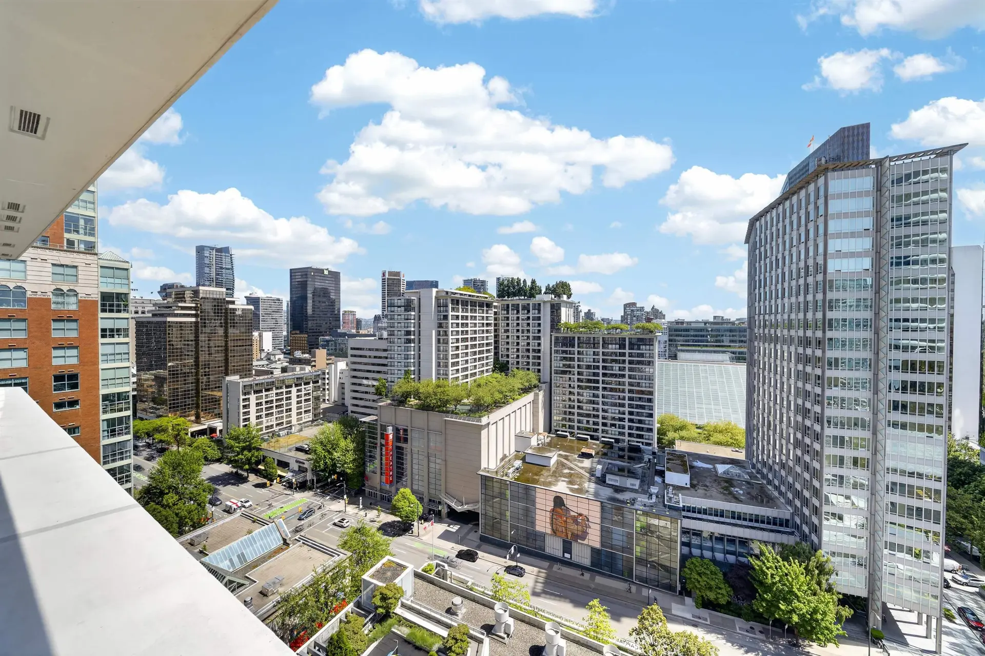 #1902 1028 Barclay Street - Image 12