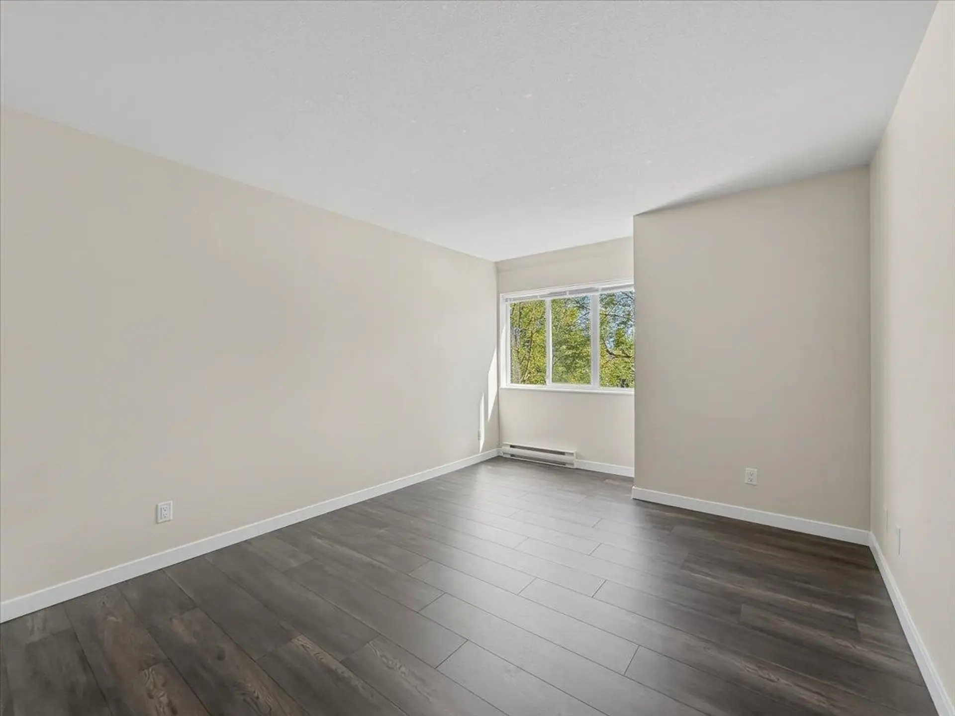 #204 7431 Blundell Road - Image 9